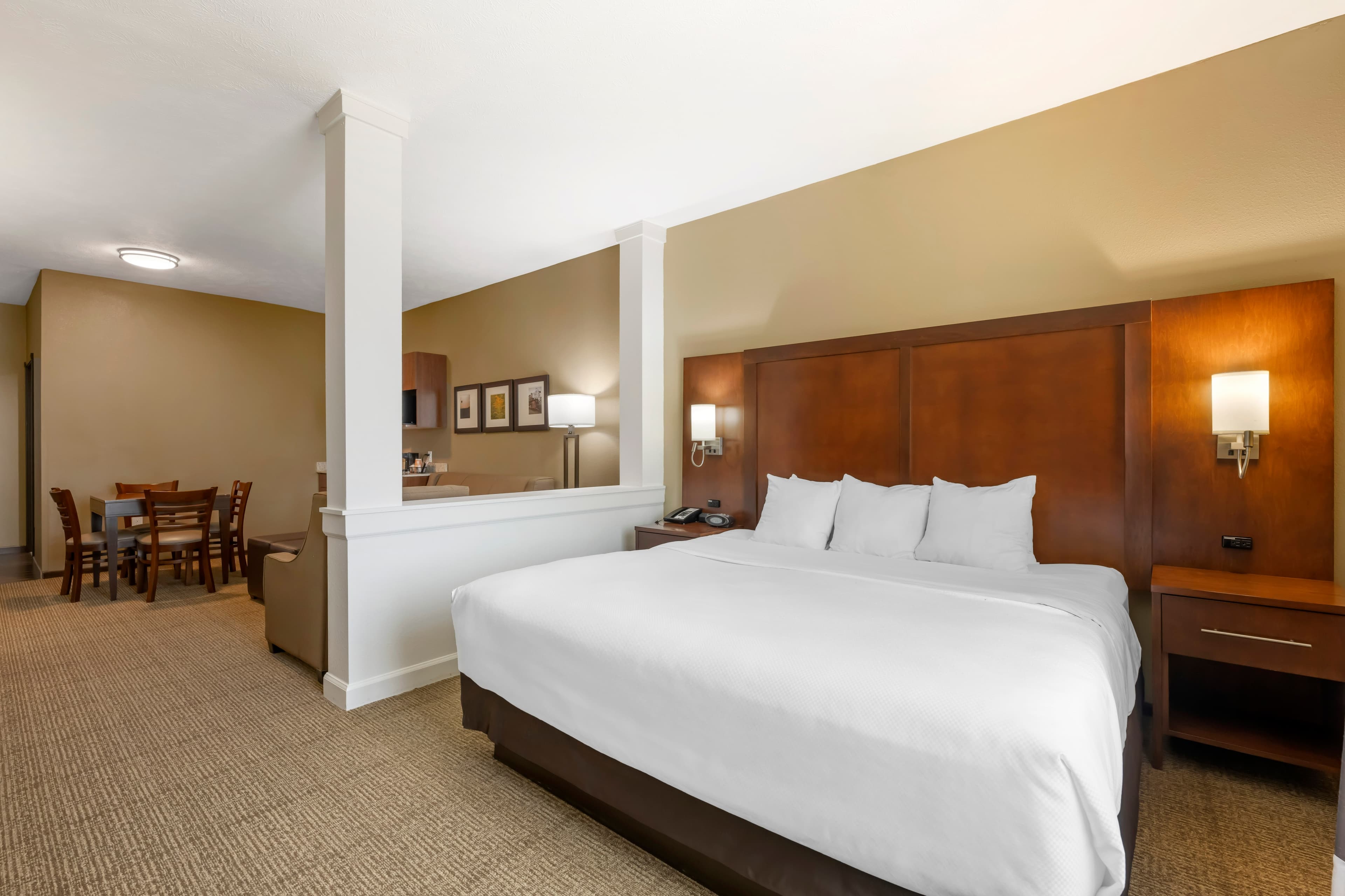 Comfort Suites West Omaha — 21