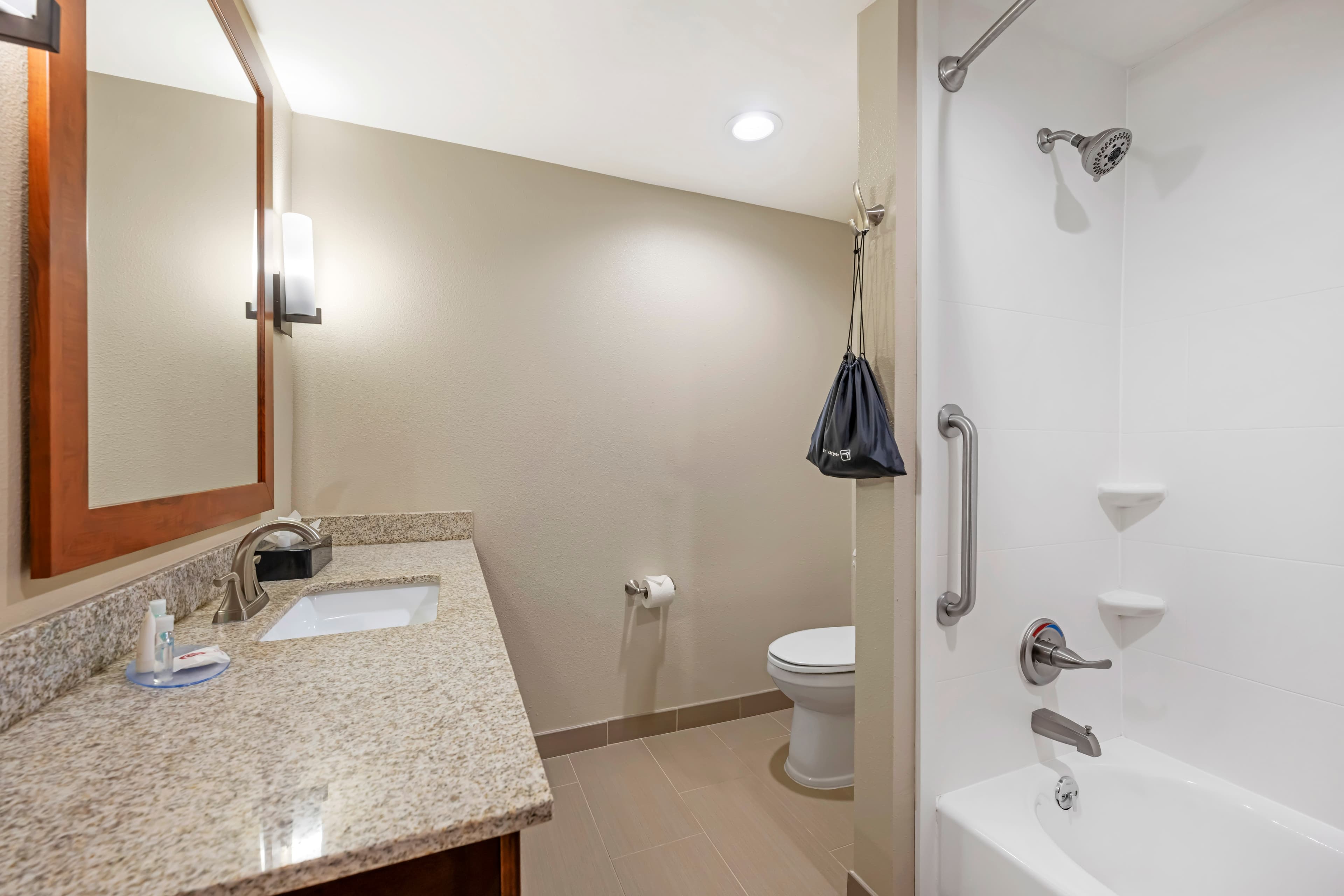 Comfort Suites West Omaha — 24