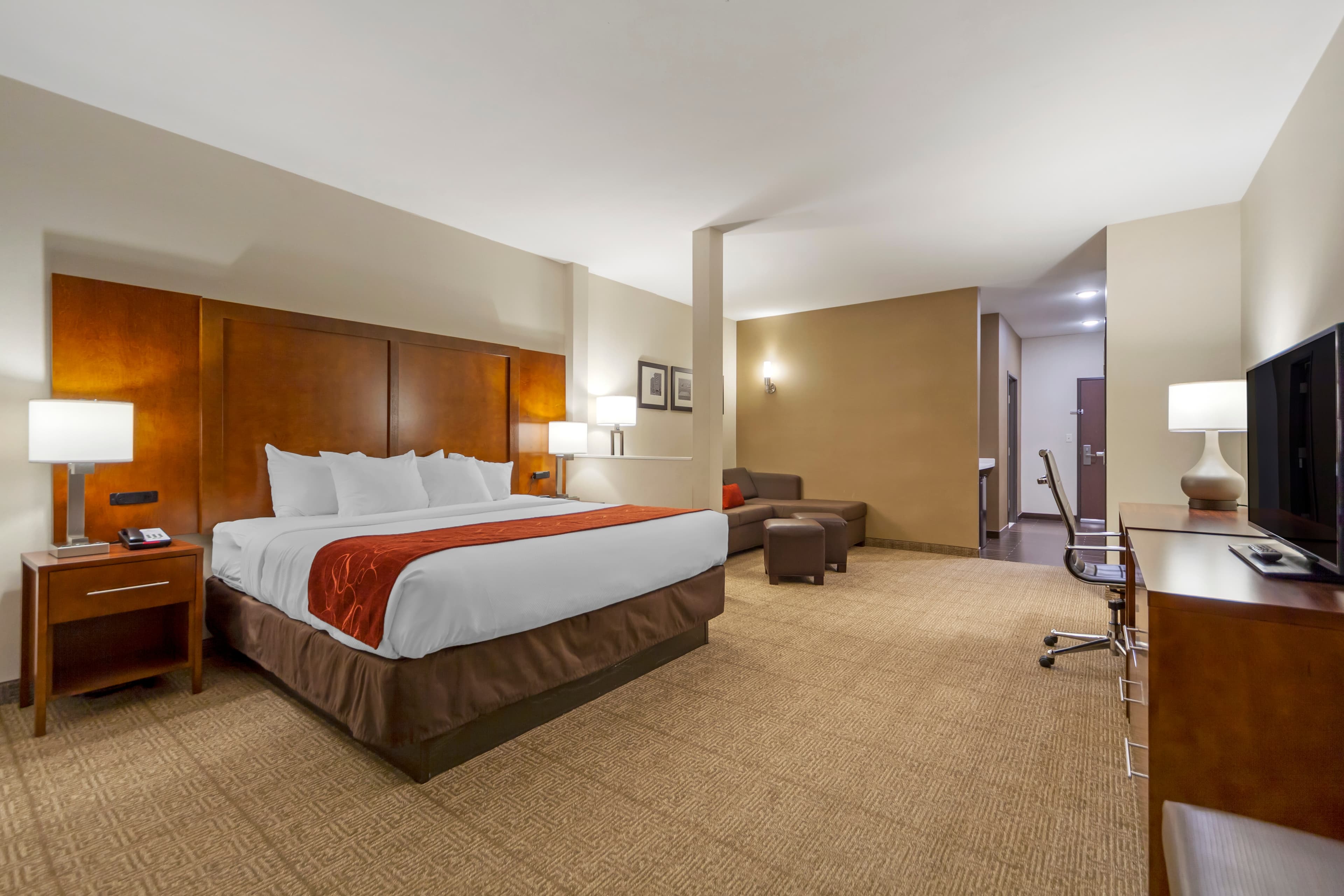 Comfort Suites La Vista - Omaha — 21