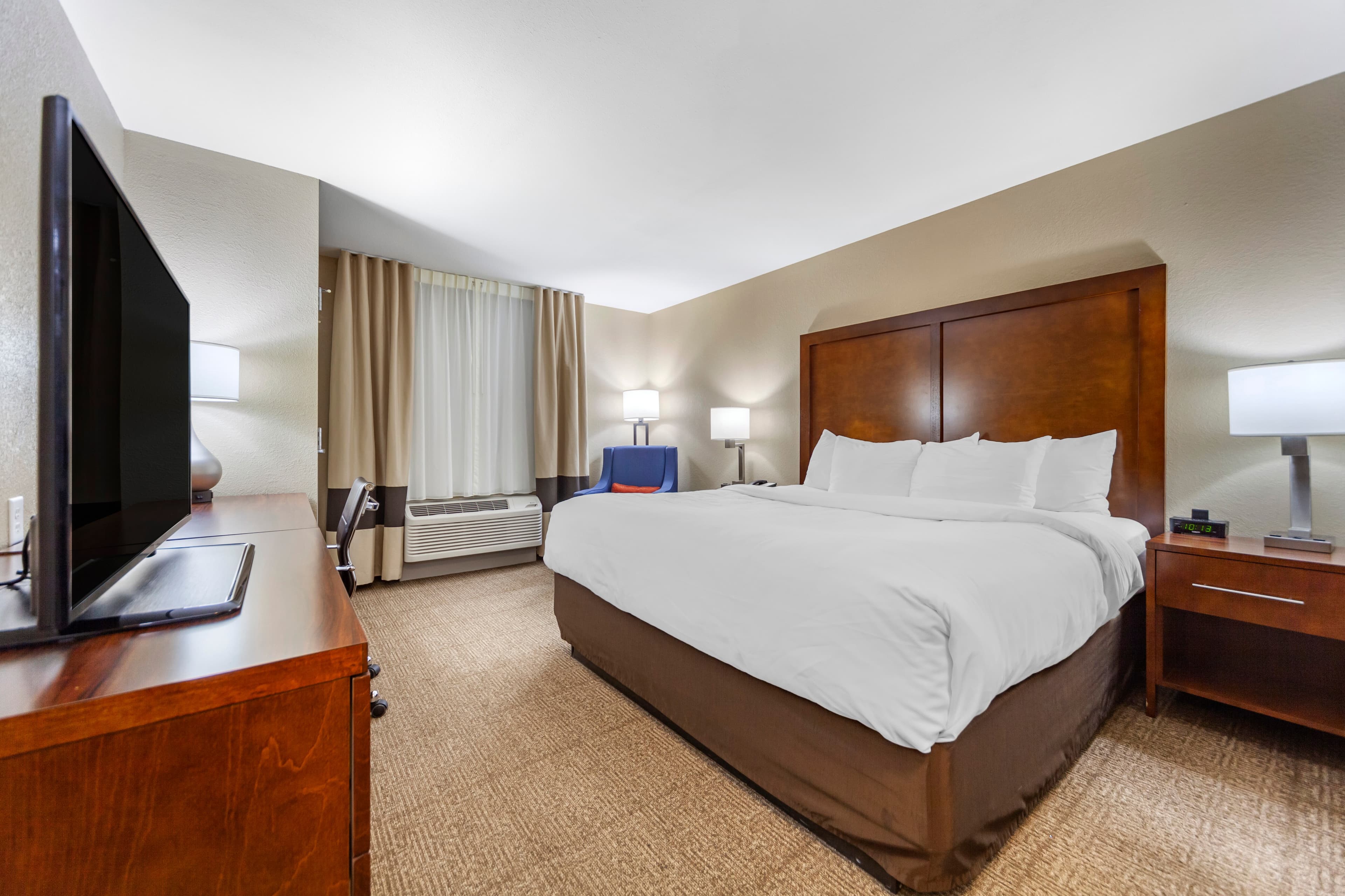 Comfort Inn & Suites Sidney I-80 — 10