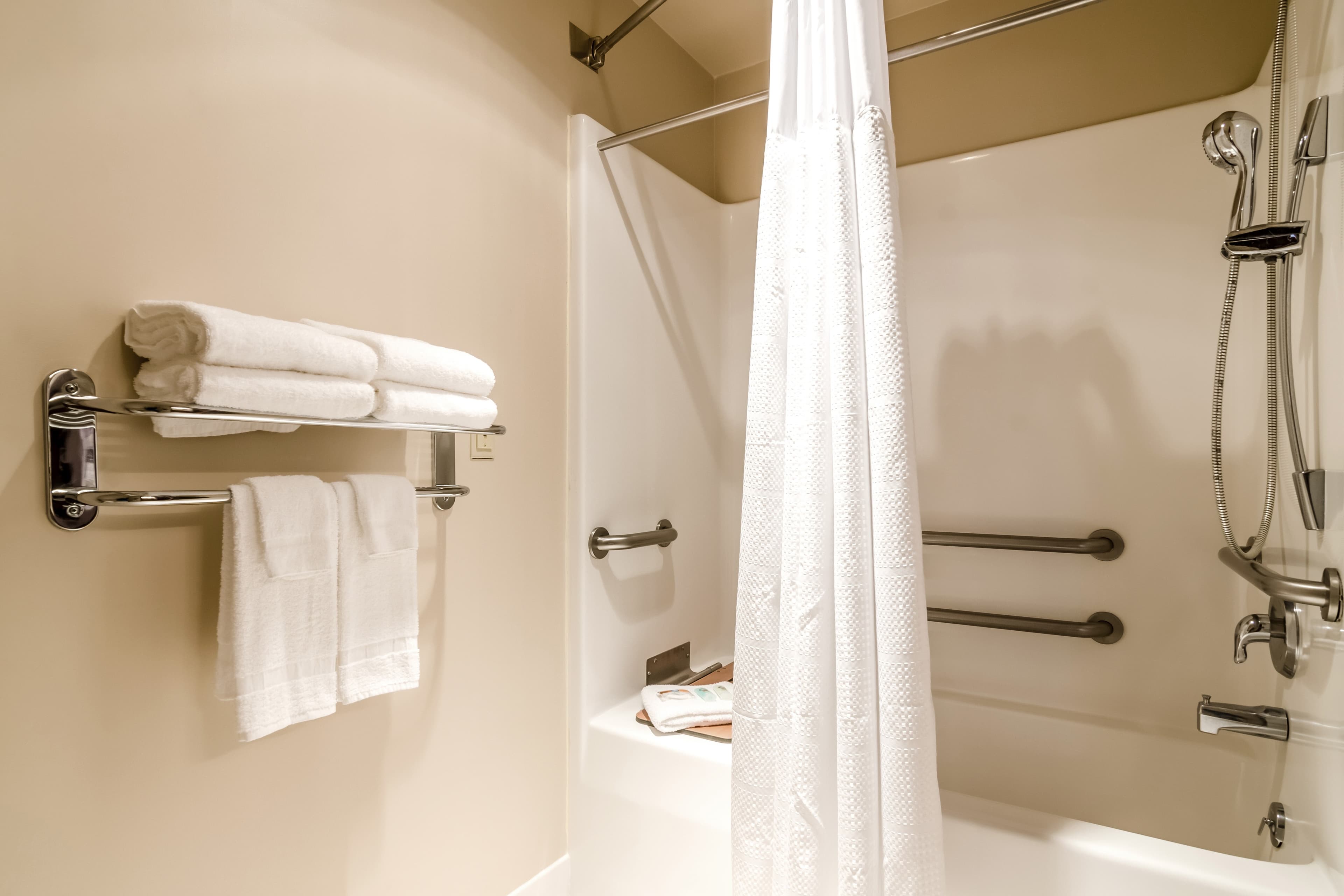 Quality Inn Alliance — 18