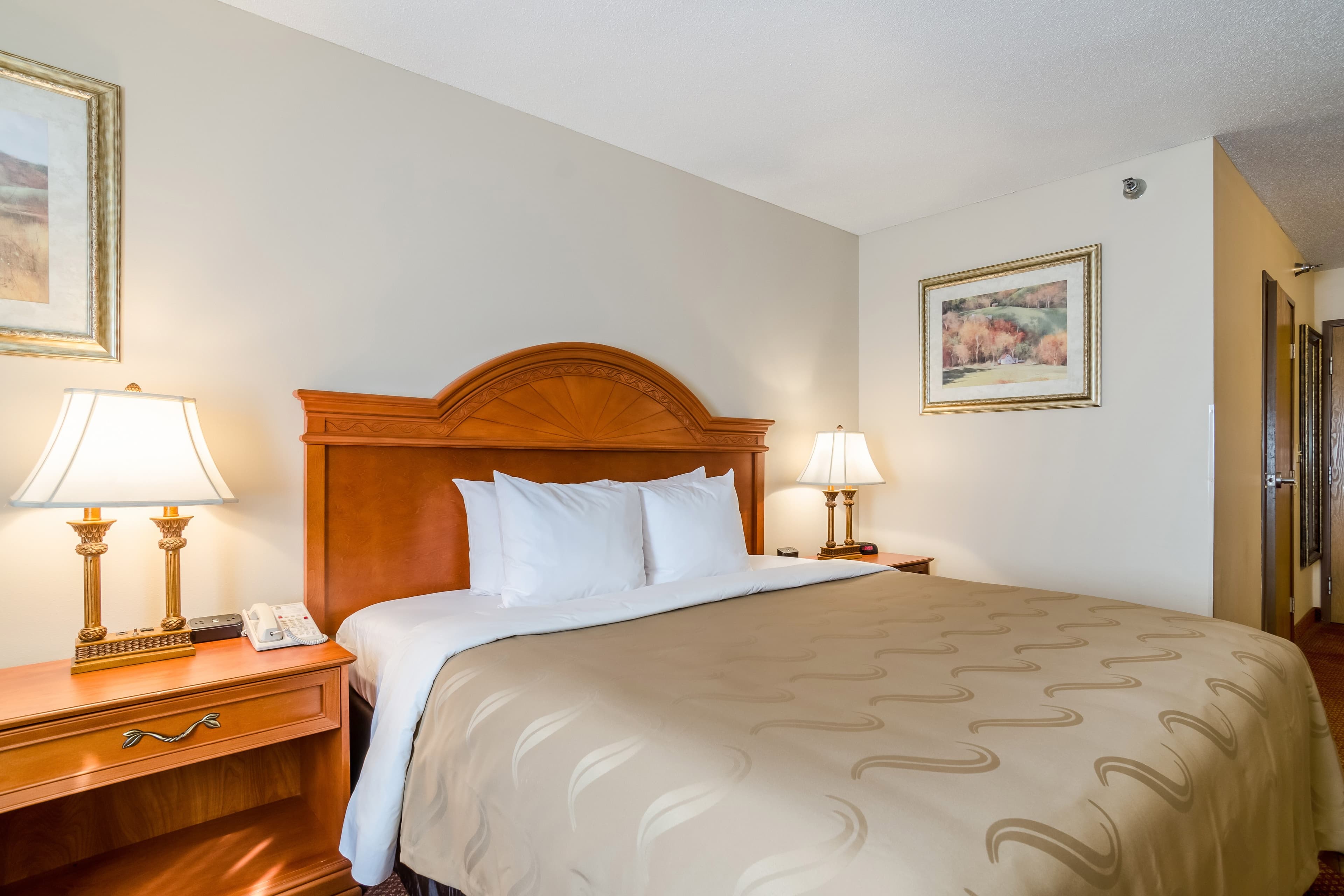 Quality Inn Alliance - Image 4