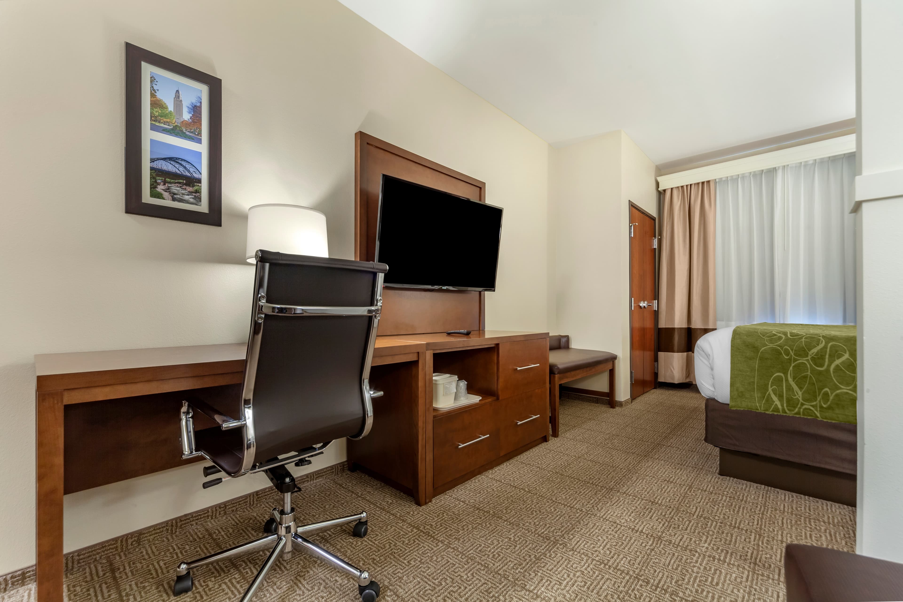 Comfort Suites Grand Island South — 4