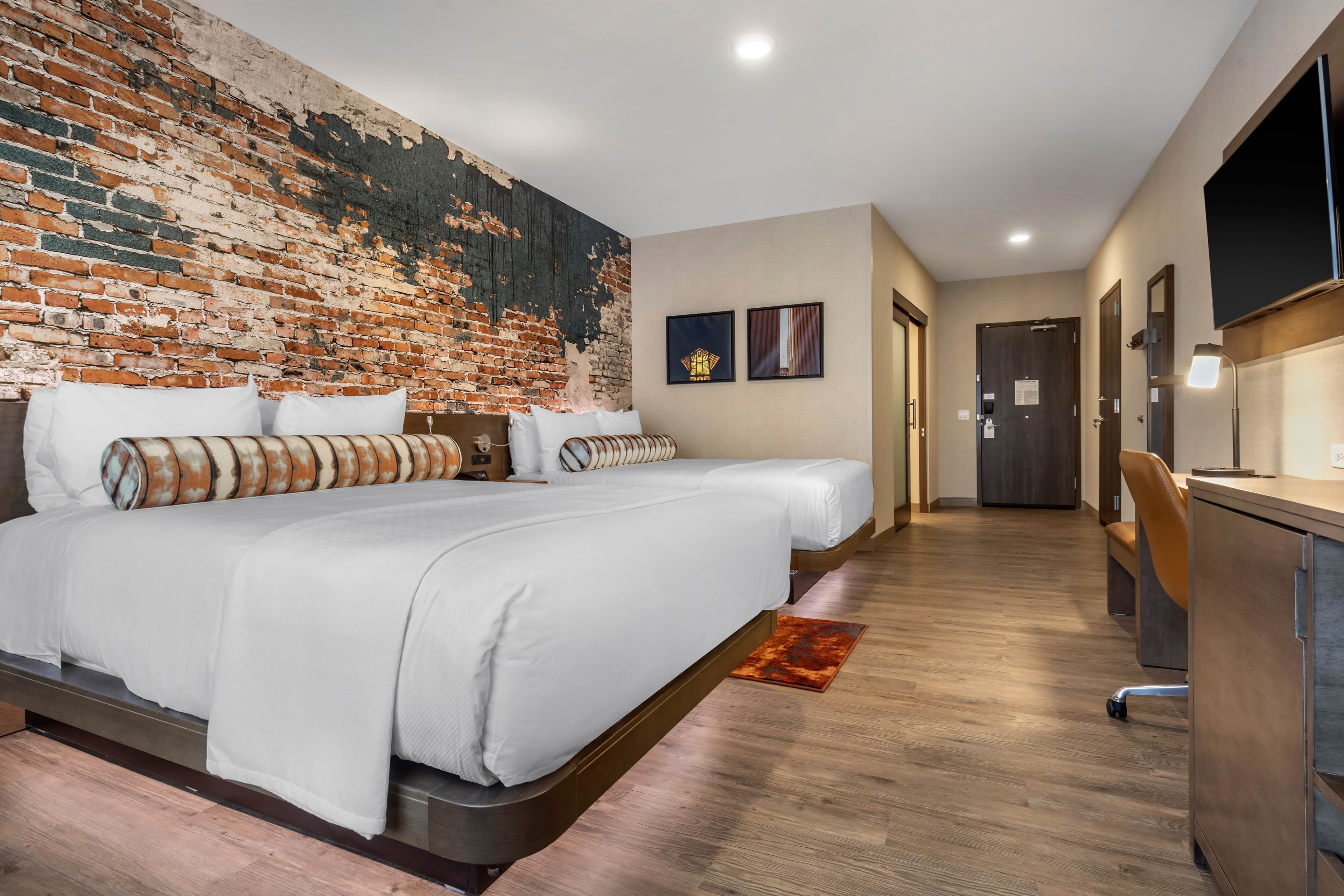 Cambria Hotel Omaha Downtown — 10