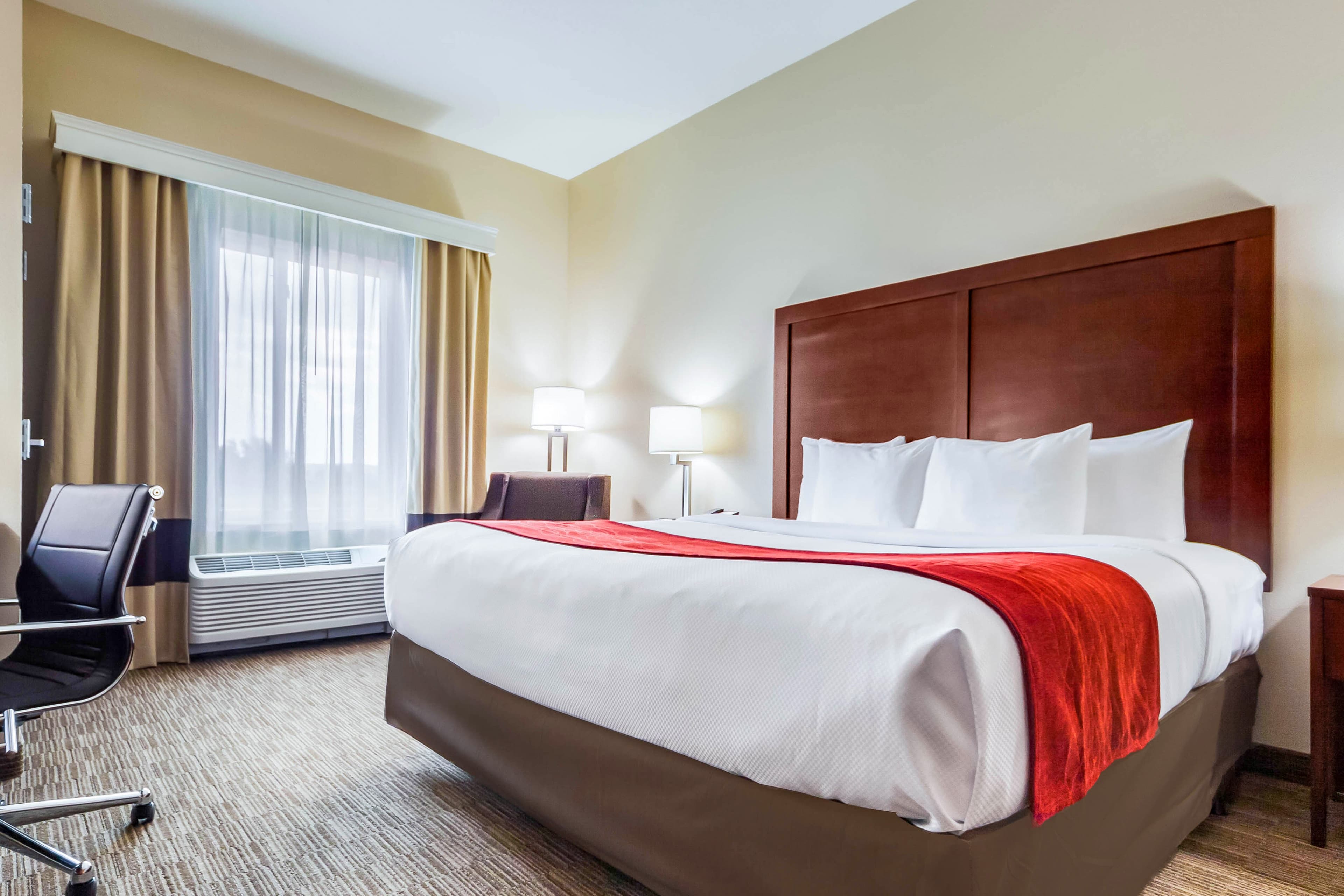 Comfort Inn & Suites North Platte - Image 3