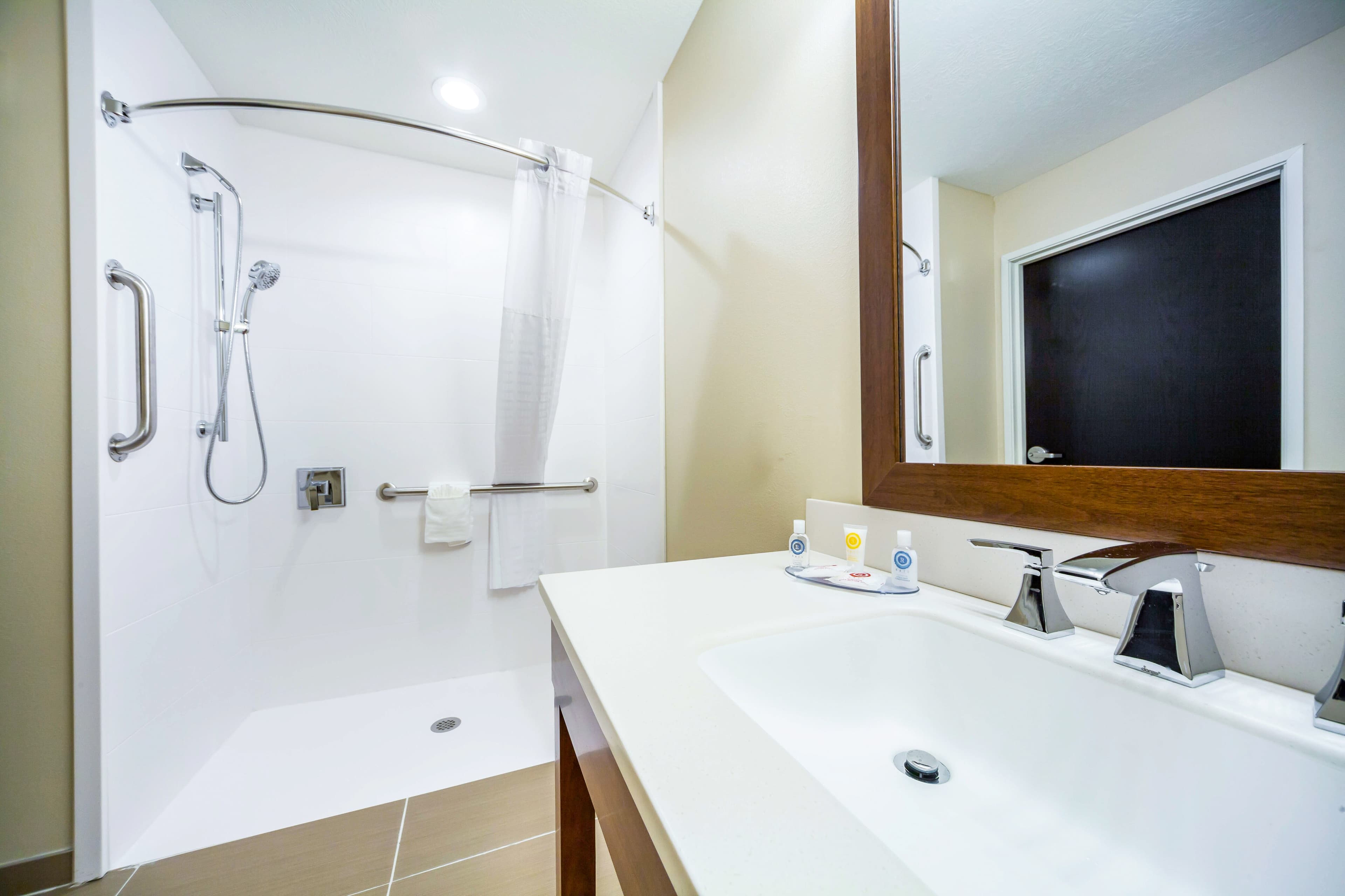 Comfort Inn & Suites North Platte — 7
