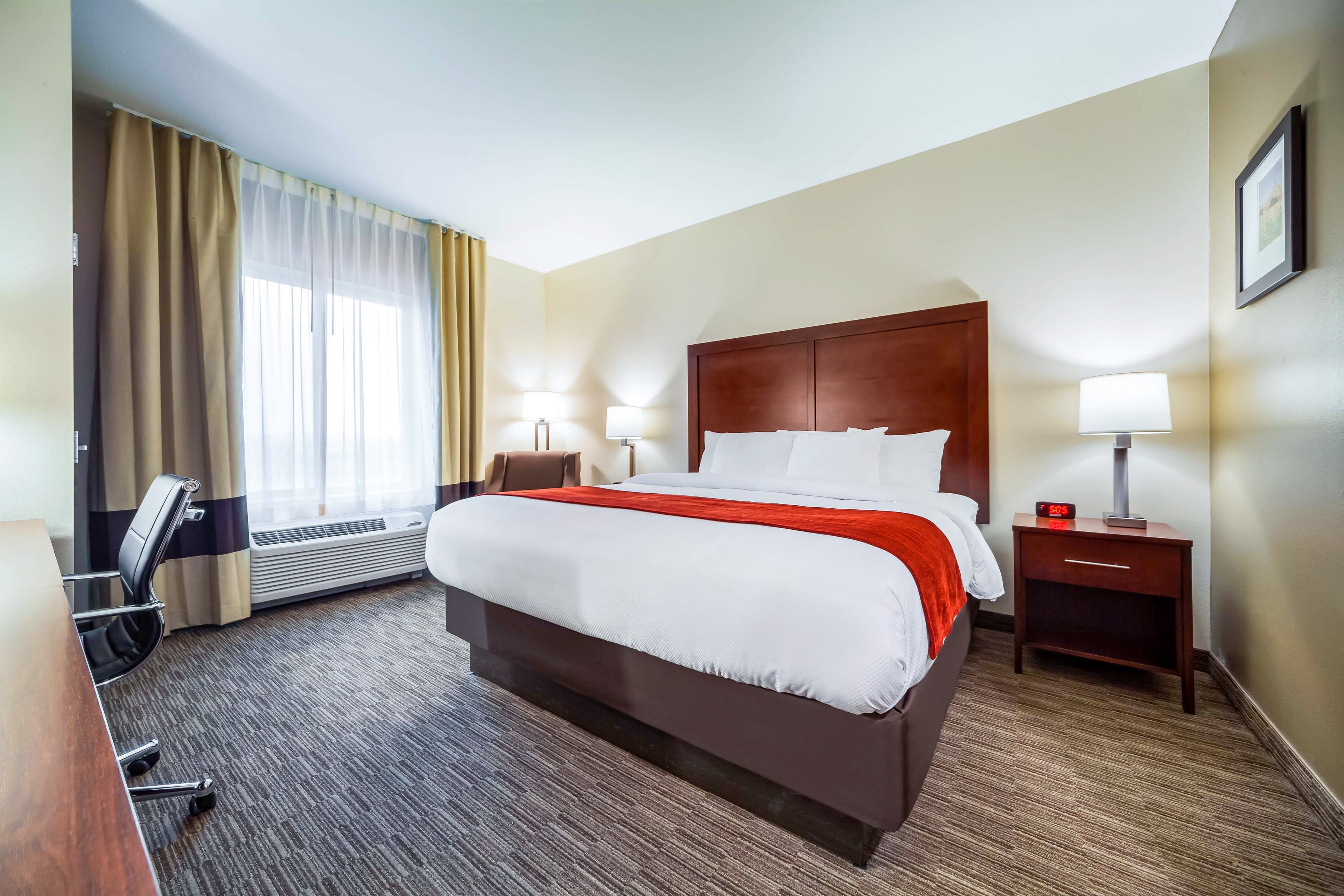 Comfort Inn & Suites North Platte - Image 2