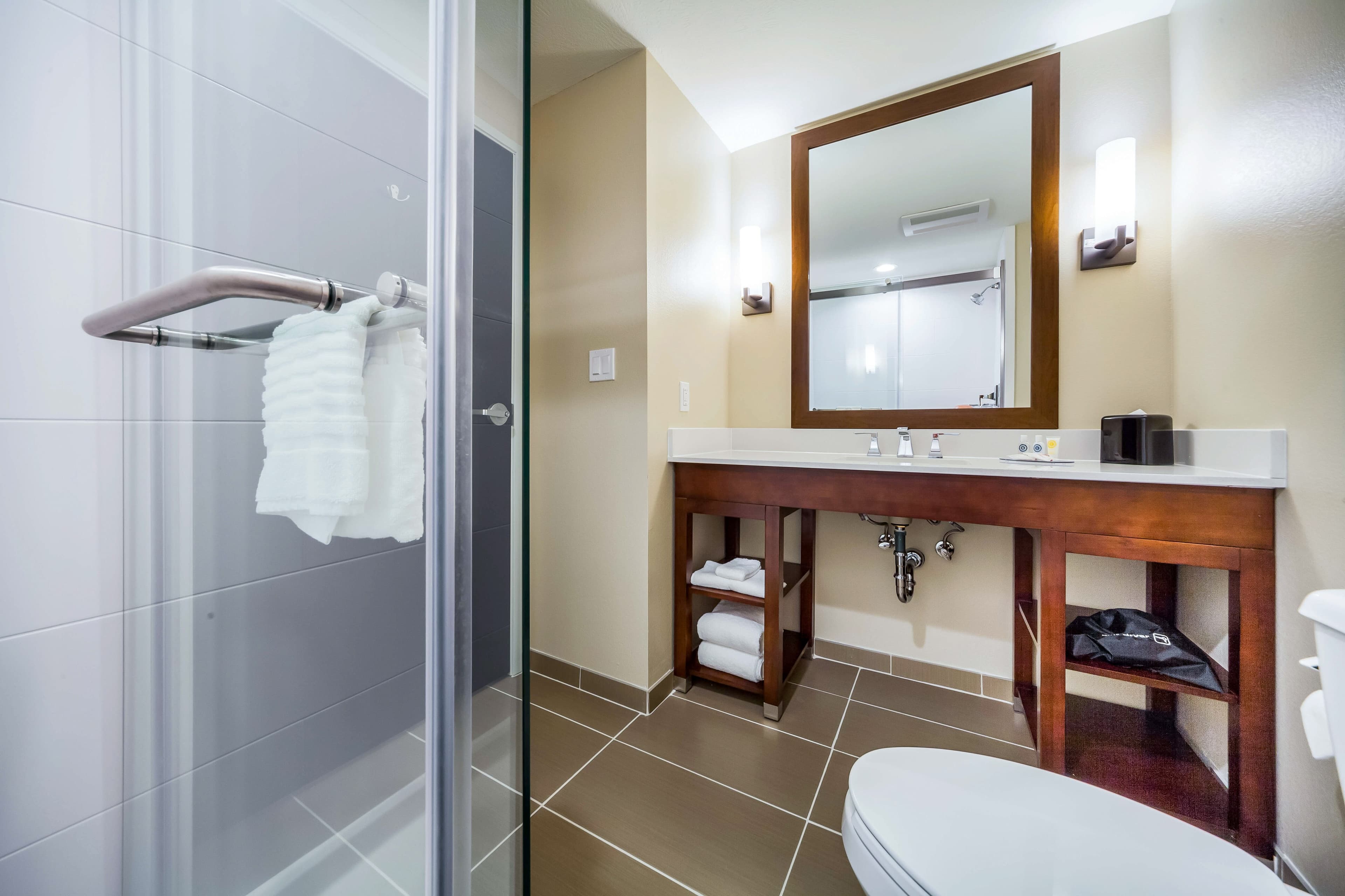 Comfort Inn & Suites North Platte — 11