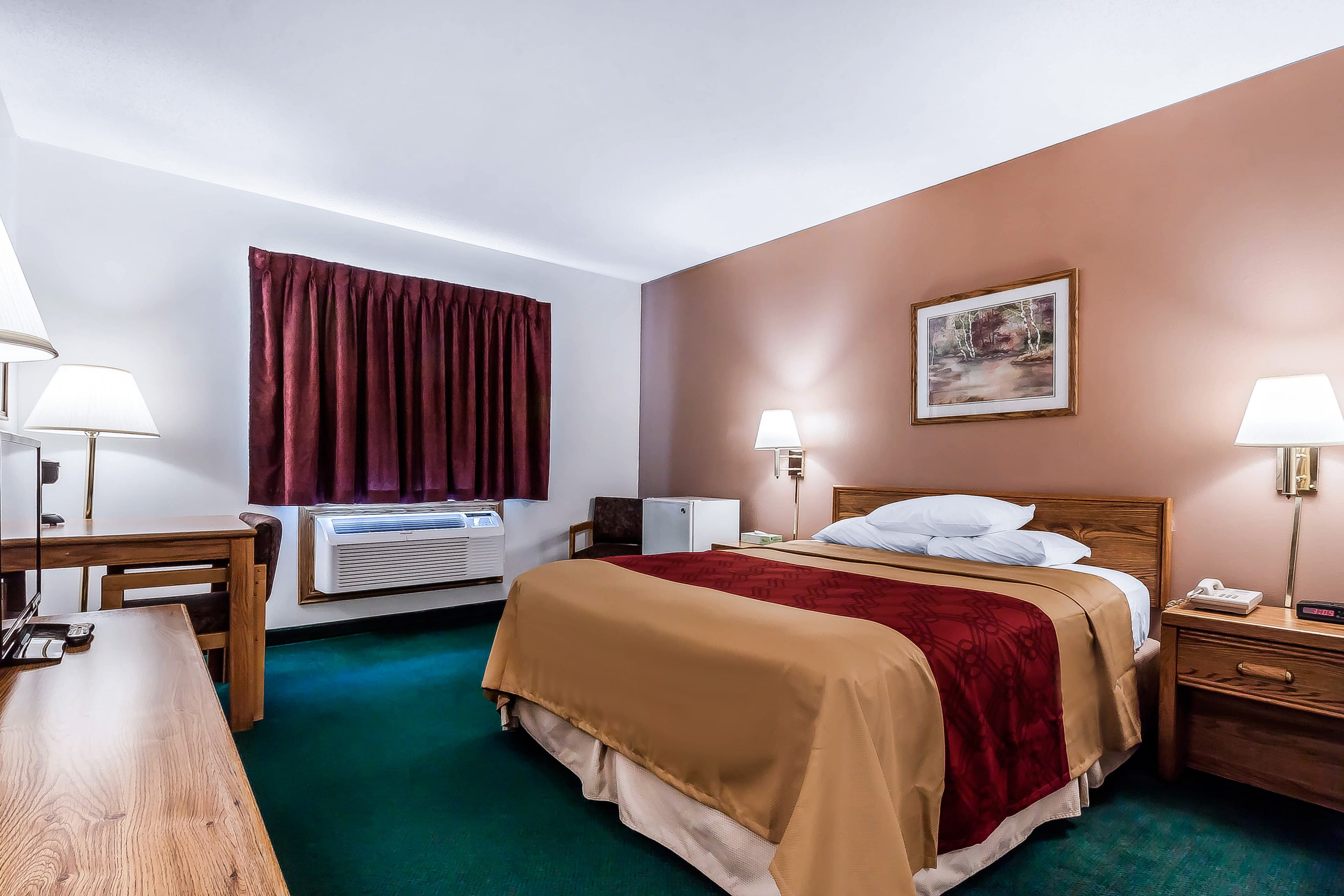 Rodeway Inn Holdrege - Image 4