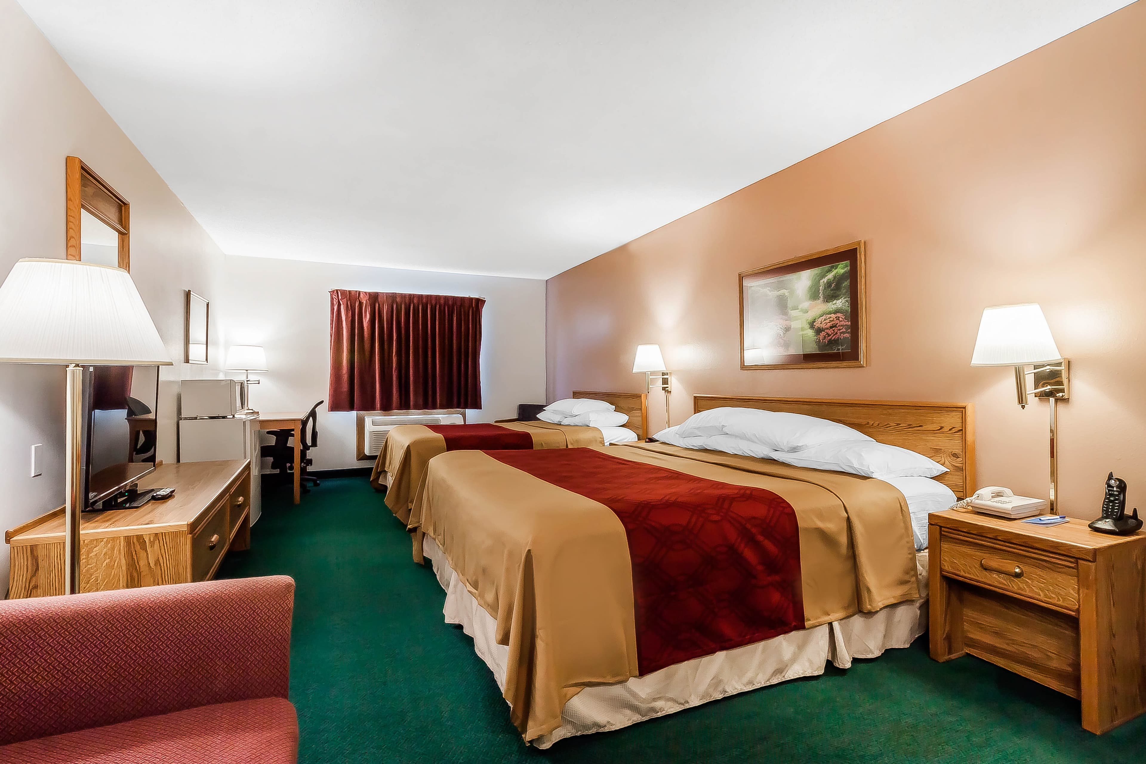 Rodeway Inn Holdrege — 19