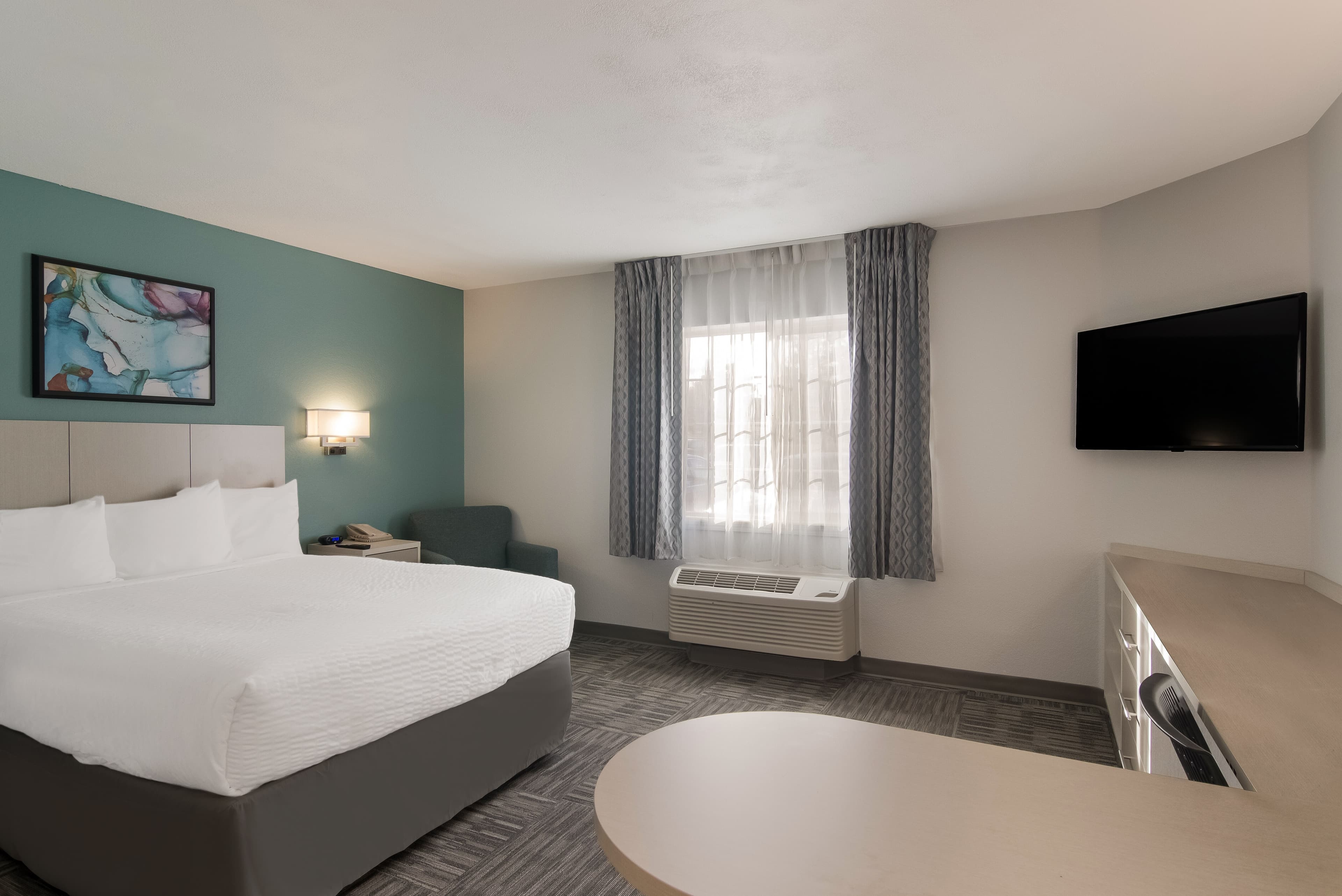 MainStay Suites Omaha Old Mill — 7