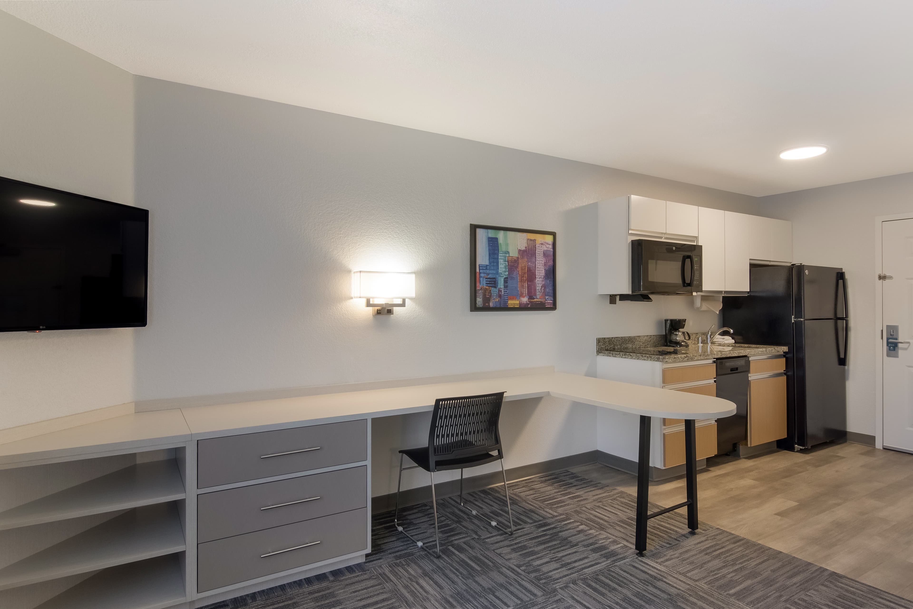 MainStay Suites Omaha Old Mill — 19