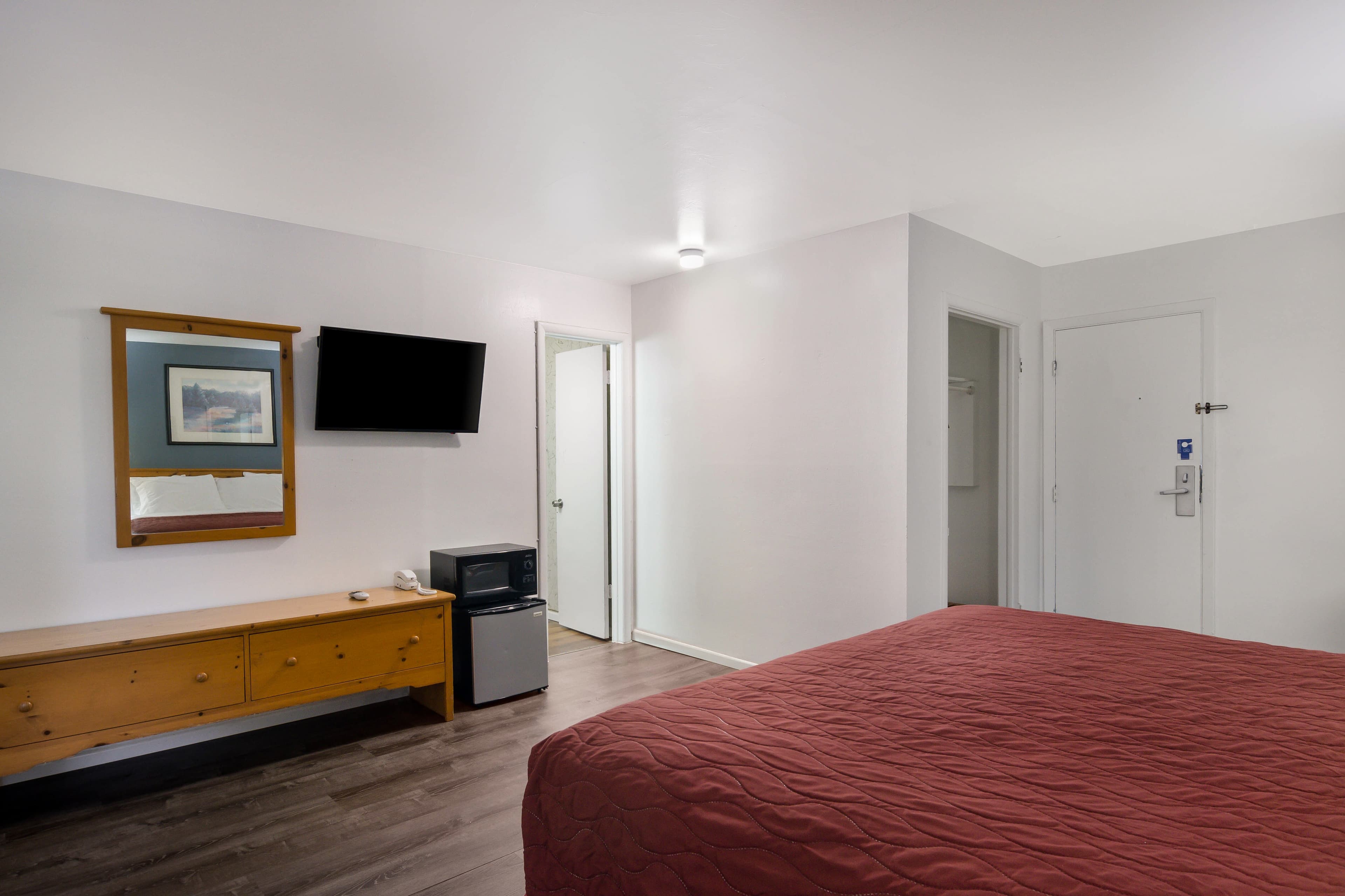 Rodeway Inn & Suites Sidney Historic Downtown I-80 — 20