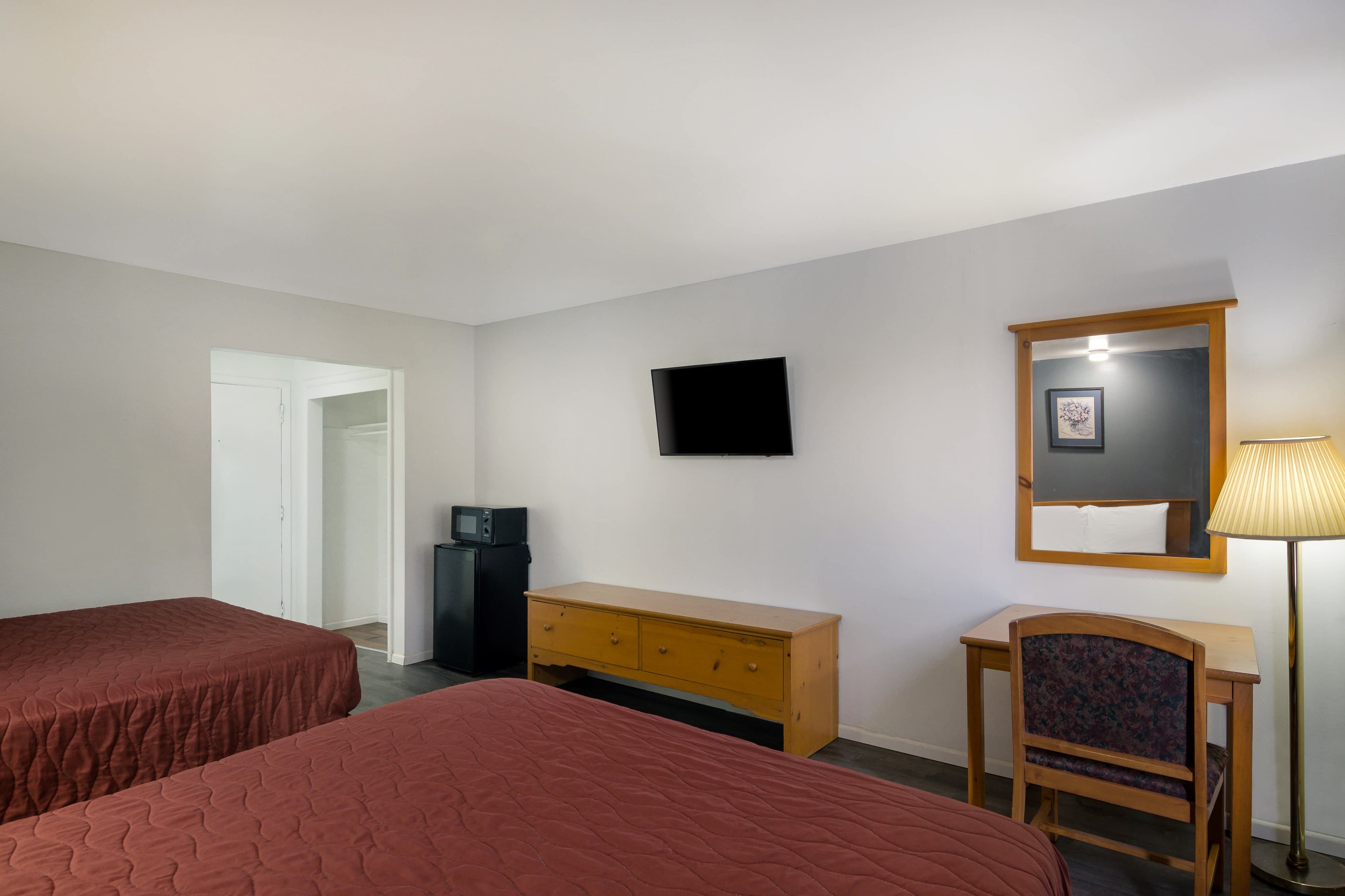 Rodeway Inn & Suites Sidney Historic Downtown I-80 — 27