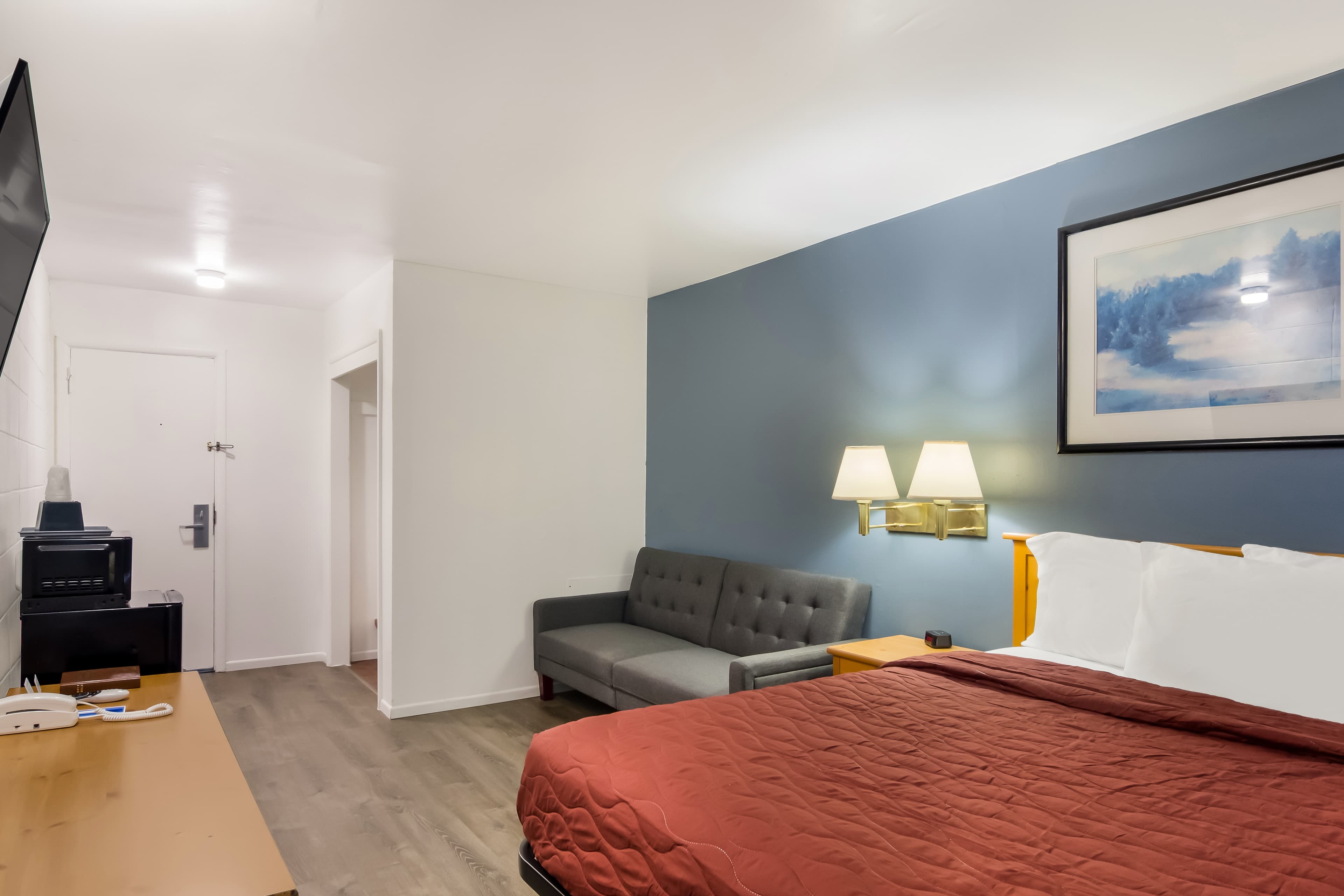 Rodeway Inn & Suites Sidney Historic Downtown I-80 — 30