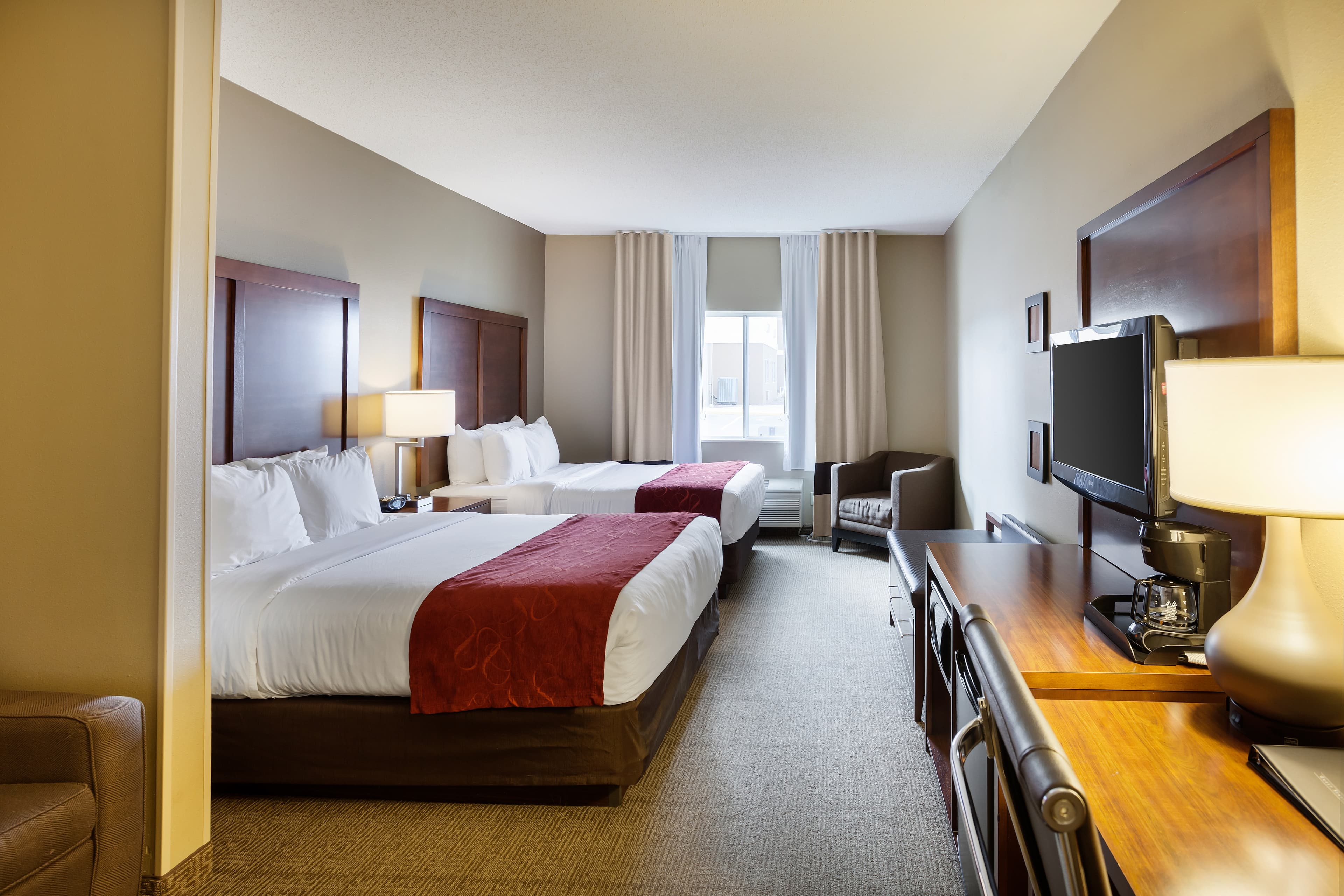 Comfort Suites Lincoln North — 7