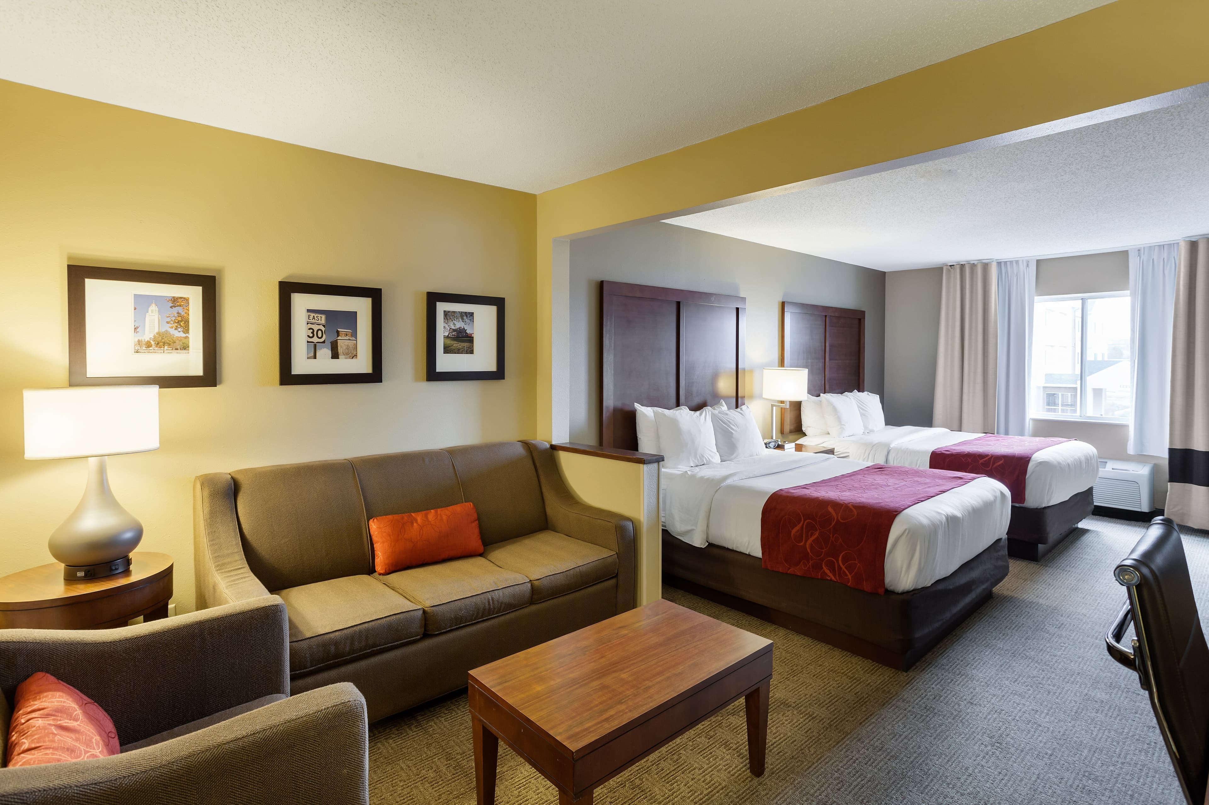Comfort Suites Lincoln North — 13
