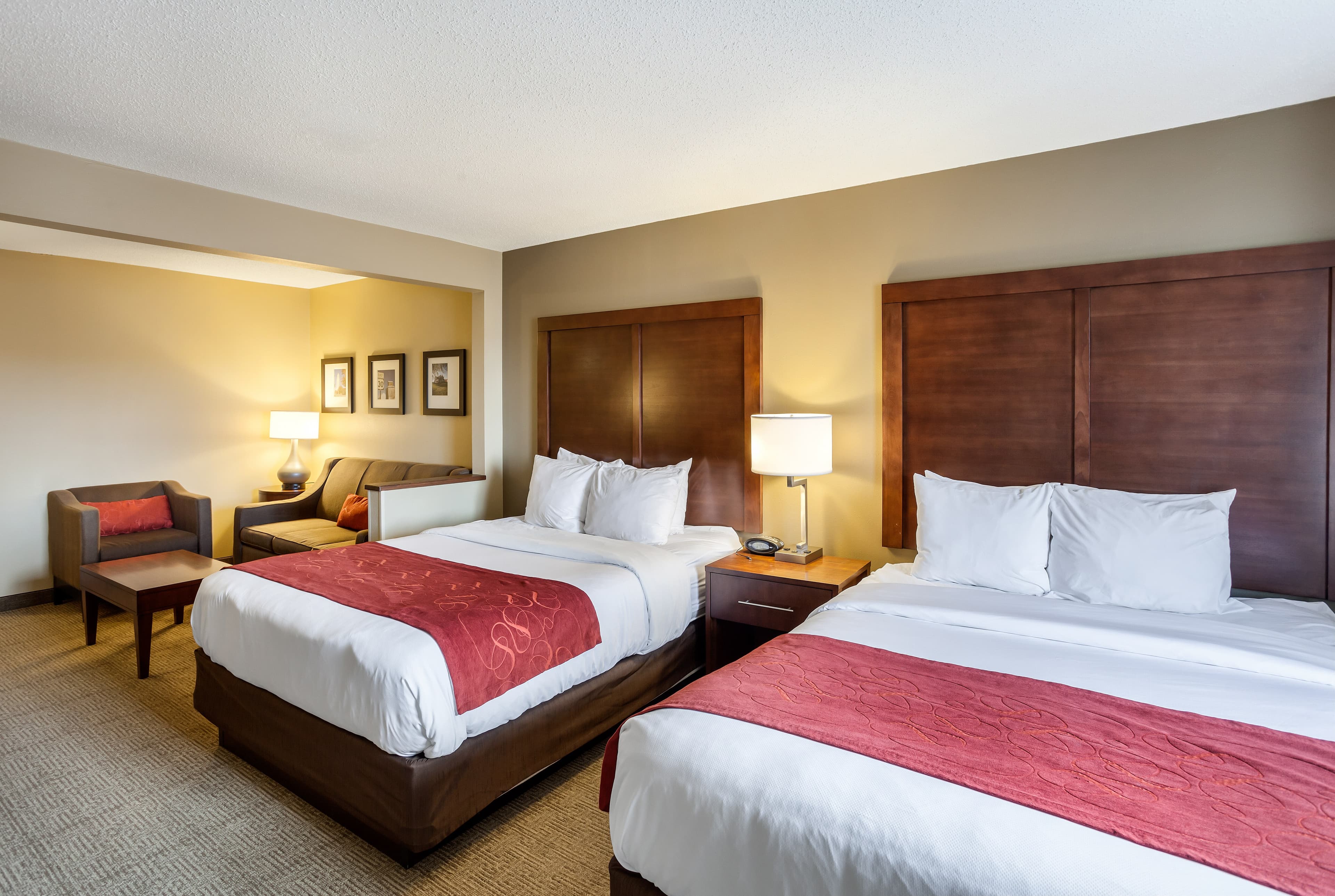 Comfort Suites Lincoln North — 14