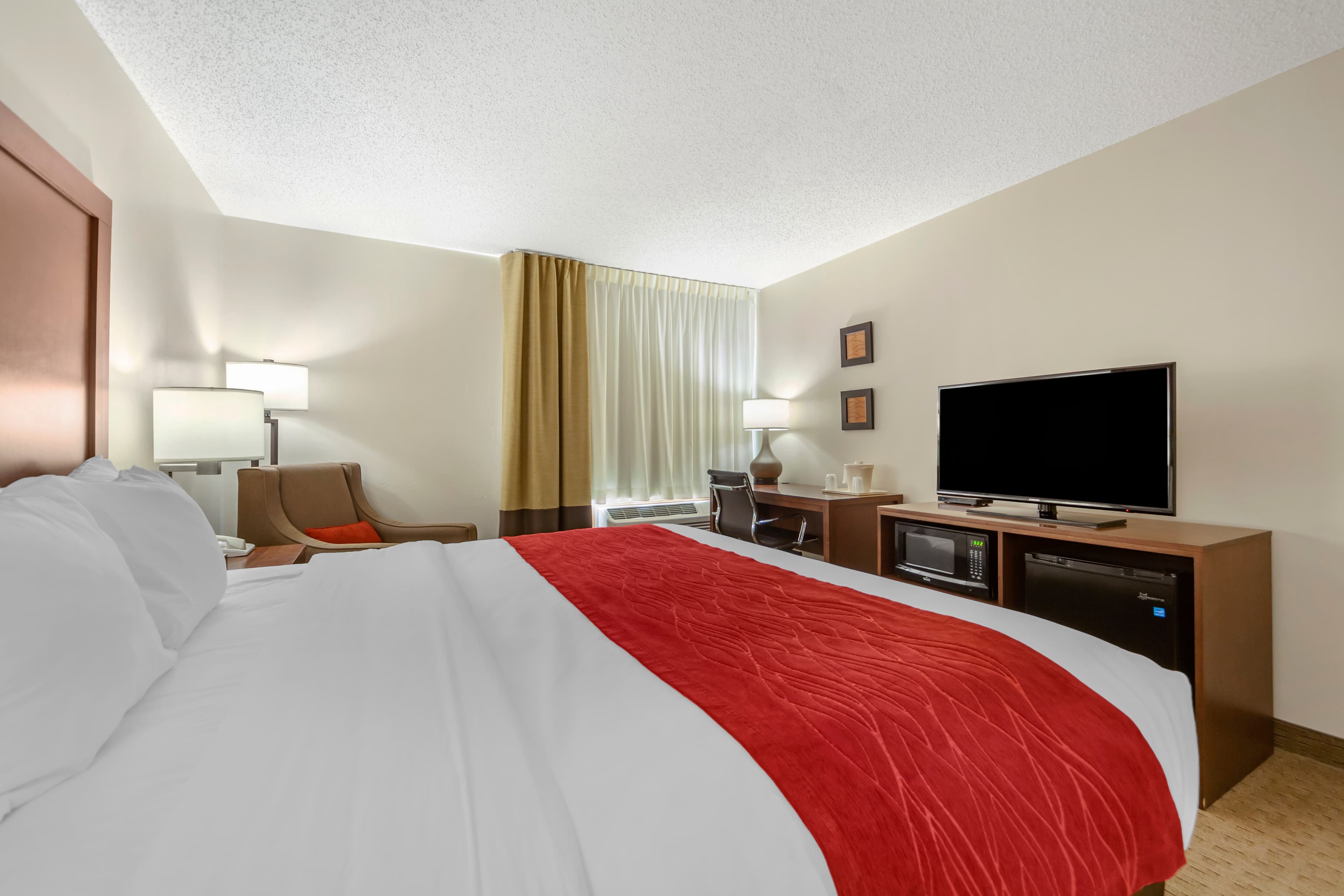 Comfort Inn Valentine - Image 4