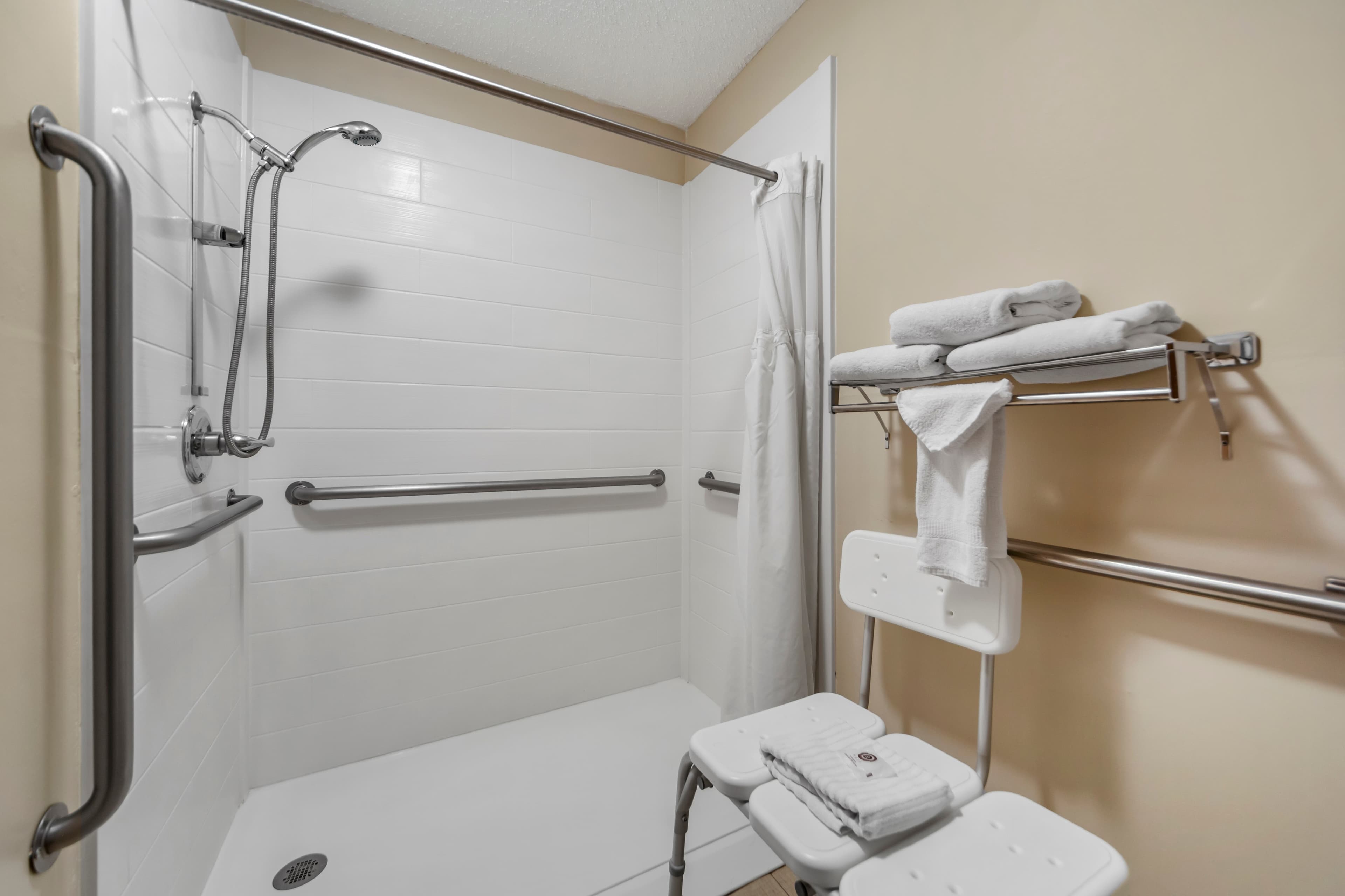 Comfort Inn Valentine - Image 5
