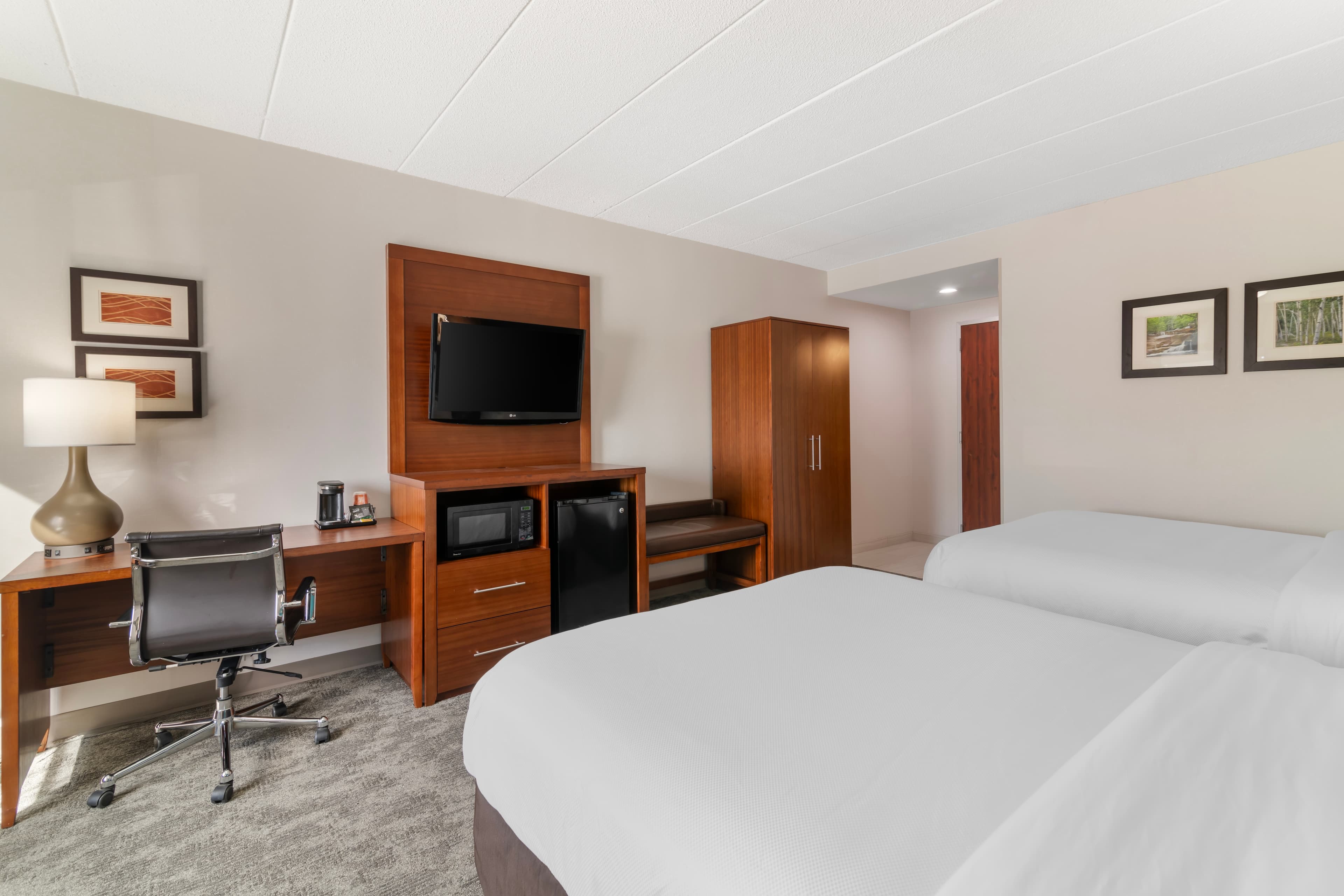 Comfort Inn Manchester Airport — 7