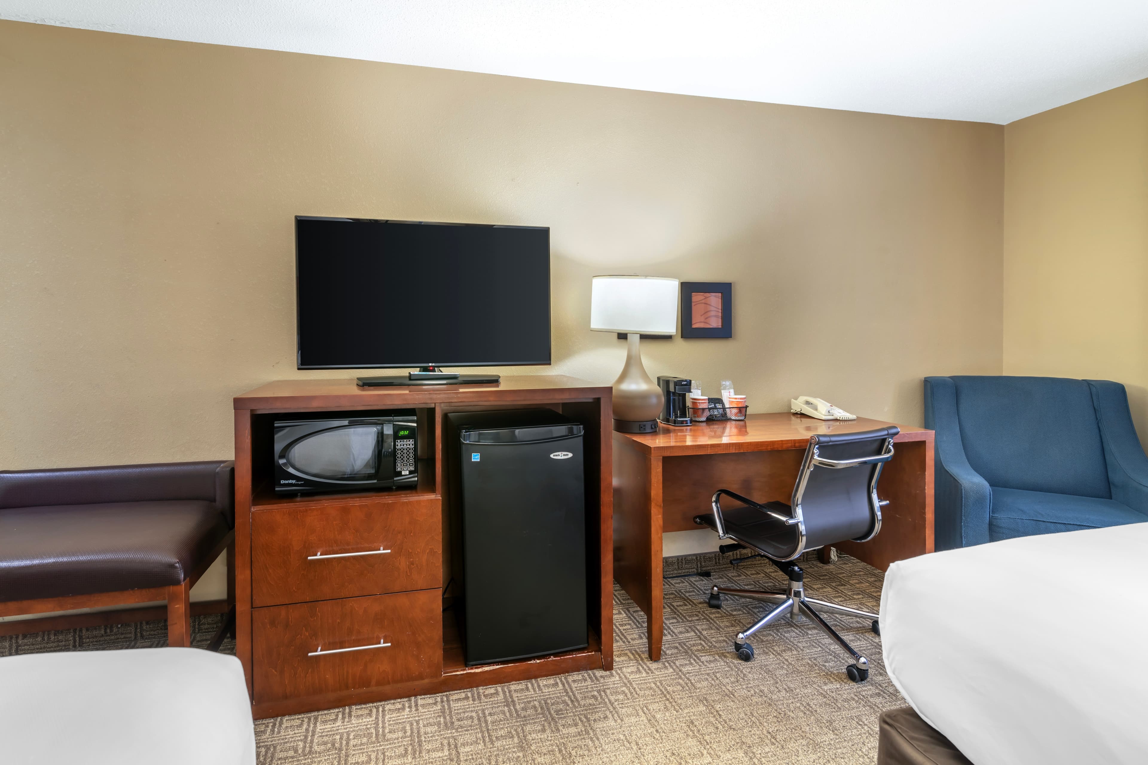 Comfort Inn & Suites Dover-Portsmouth — 6