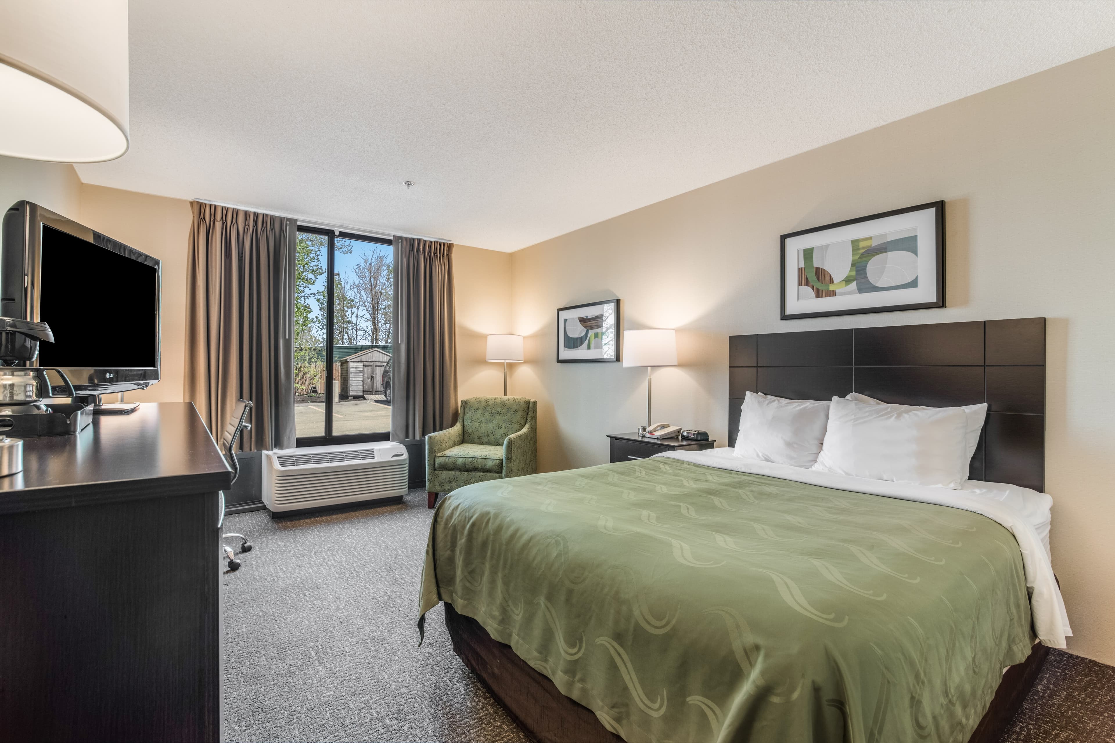 Quality Inn Portsmouth - Image 2