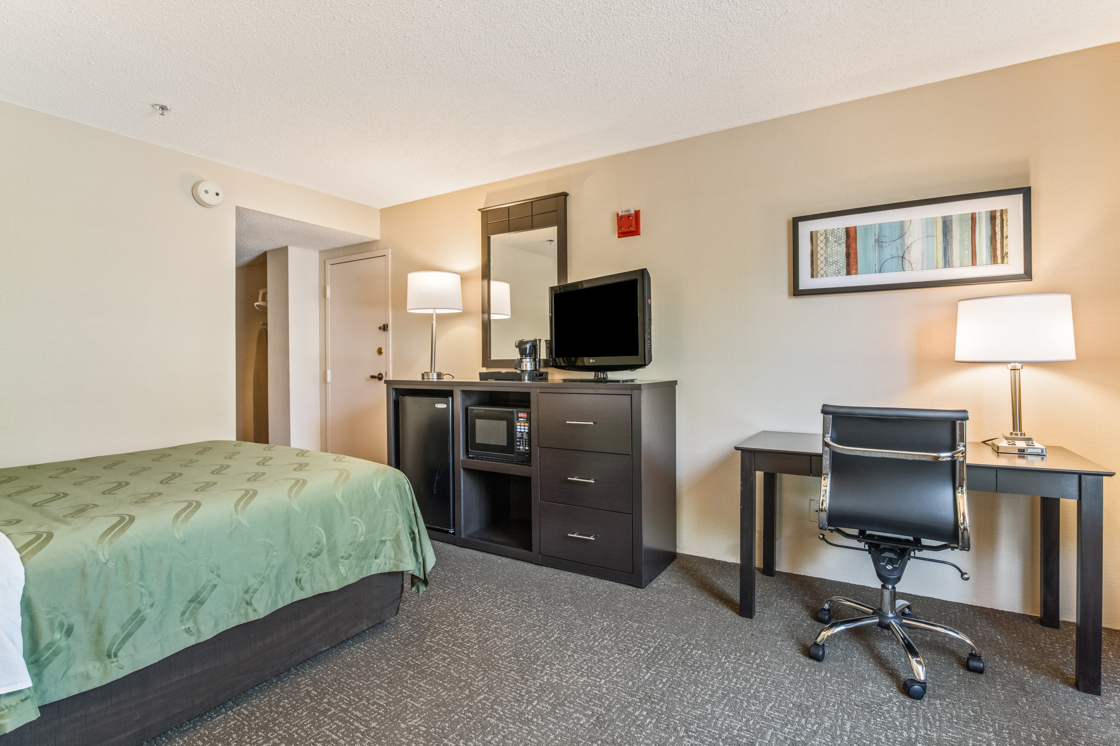 Quality Inn Portsmouth - Image 4