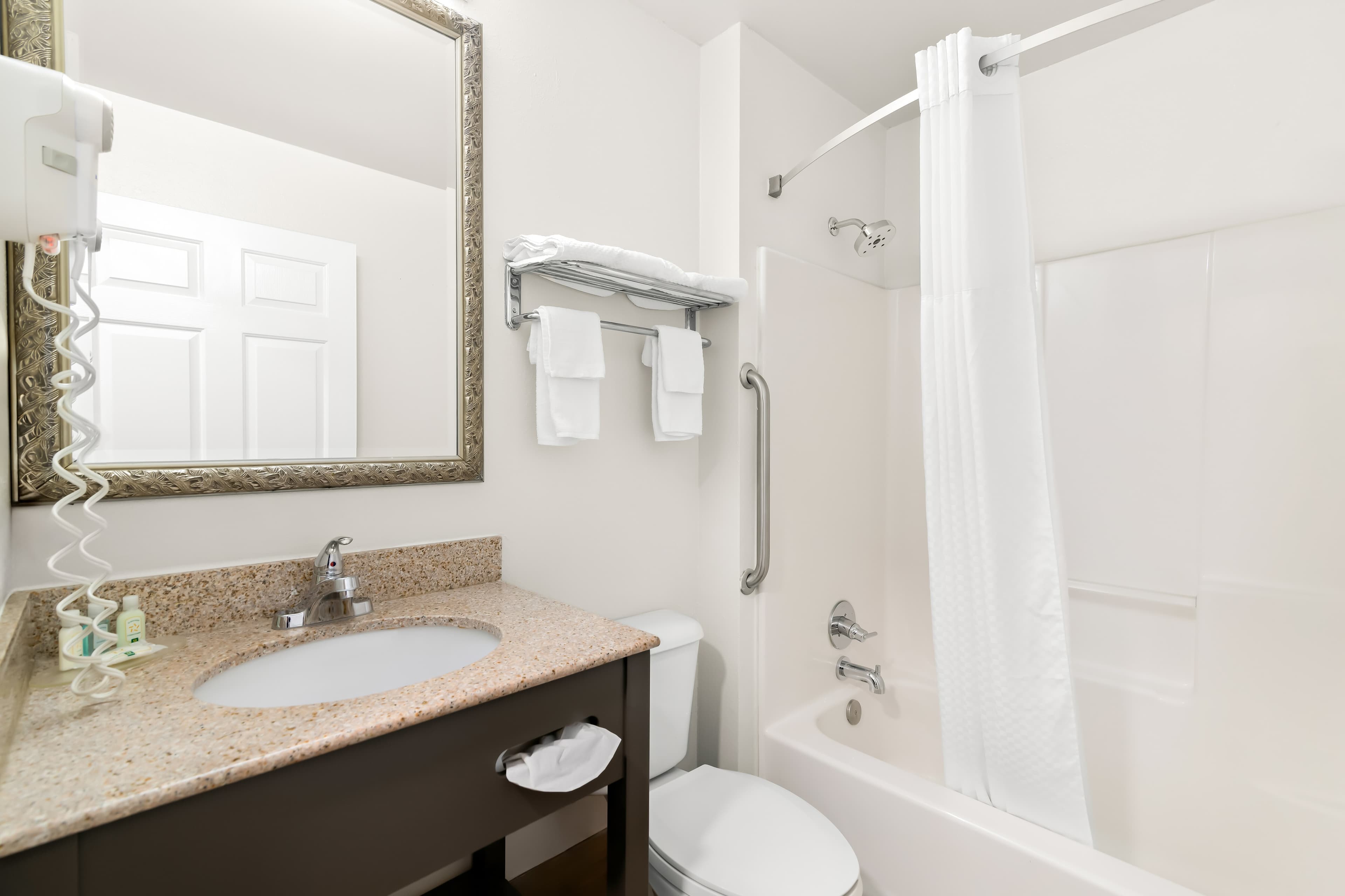 Quality Inn Merrimack - Nashua — 9