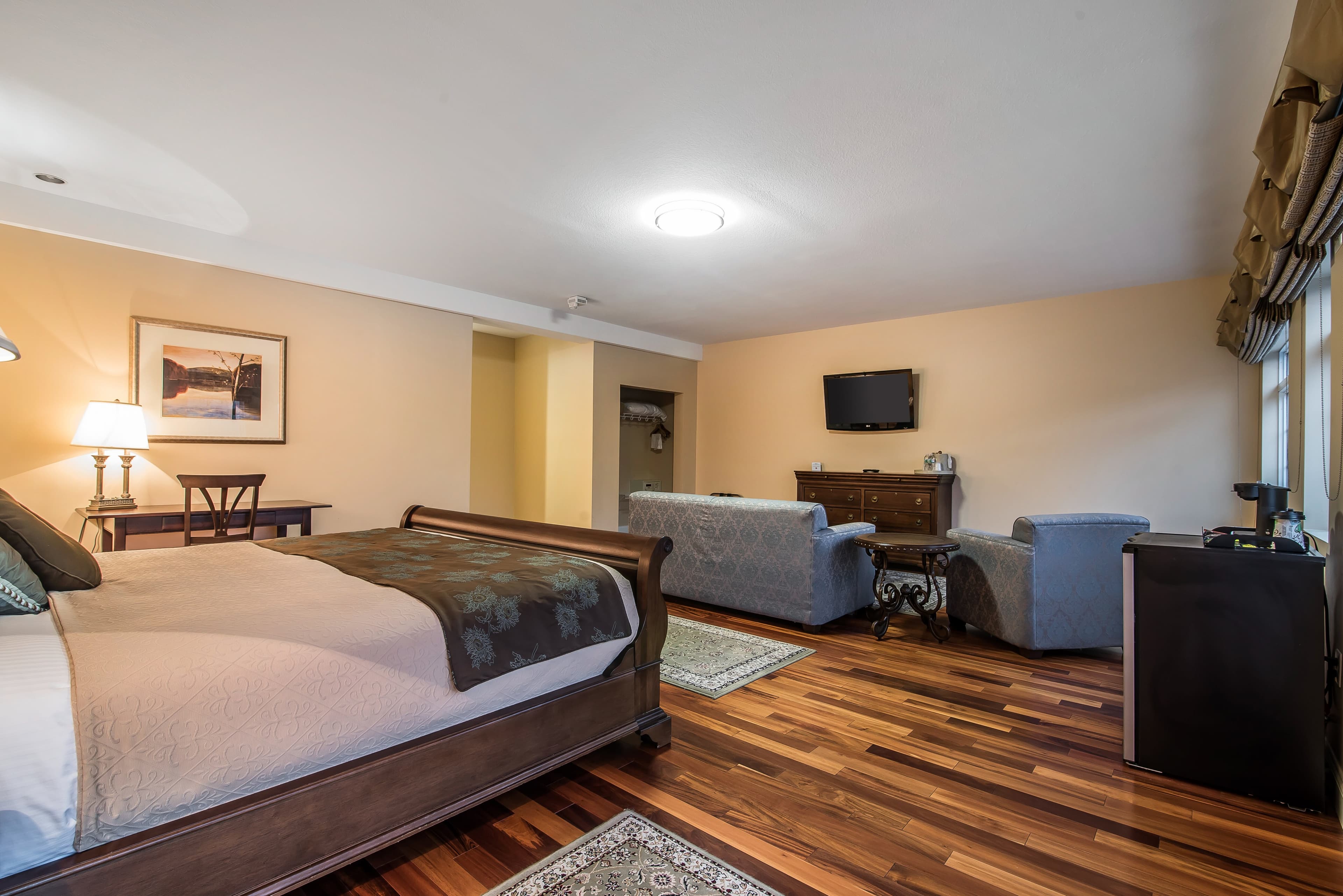 Riverside Hotel, an Ascend Collection Hotel - Image 3