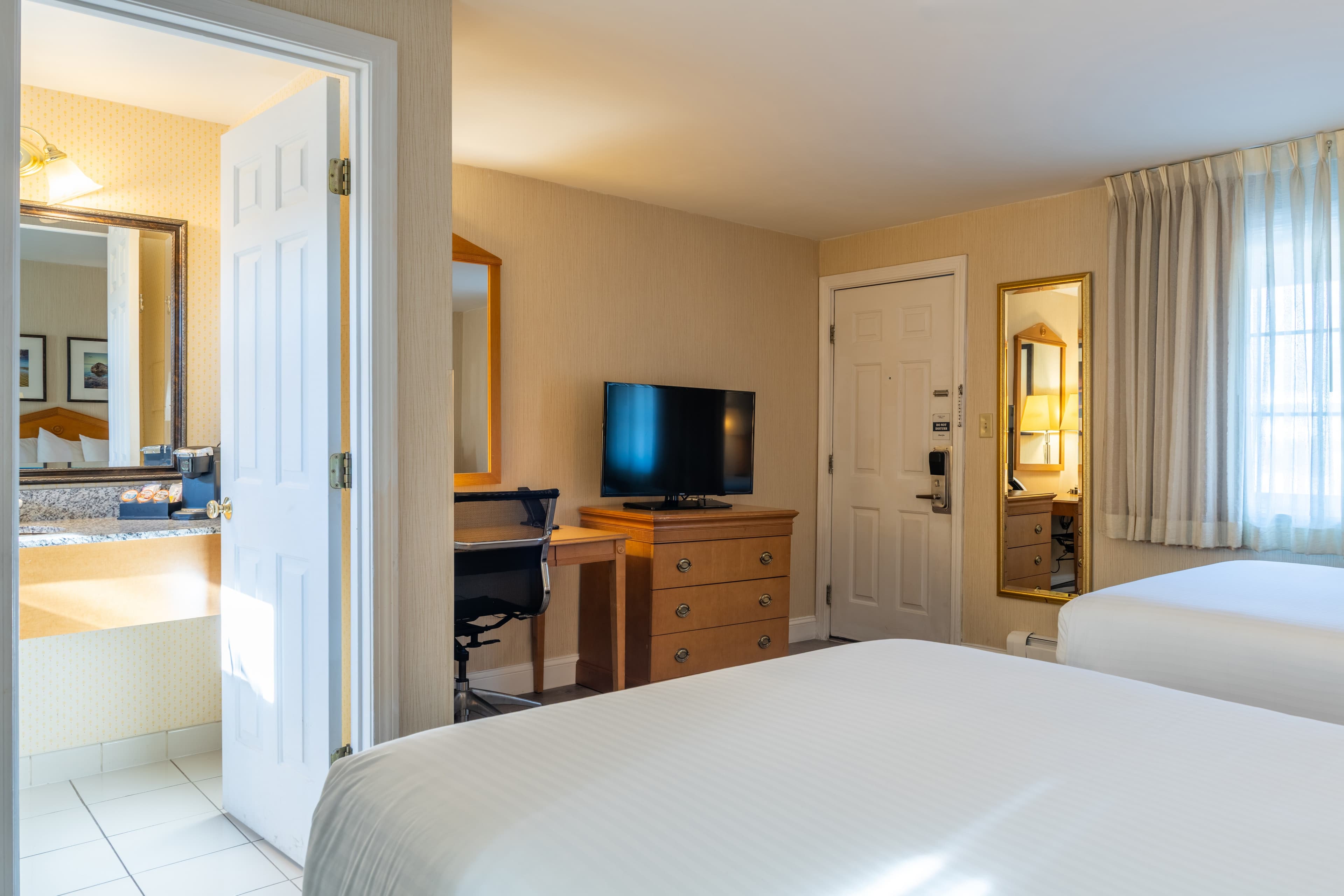 Port Inn and Suites Portsmouth, an Ascend Collection Hotel — 13