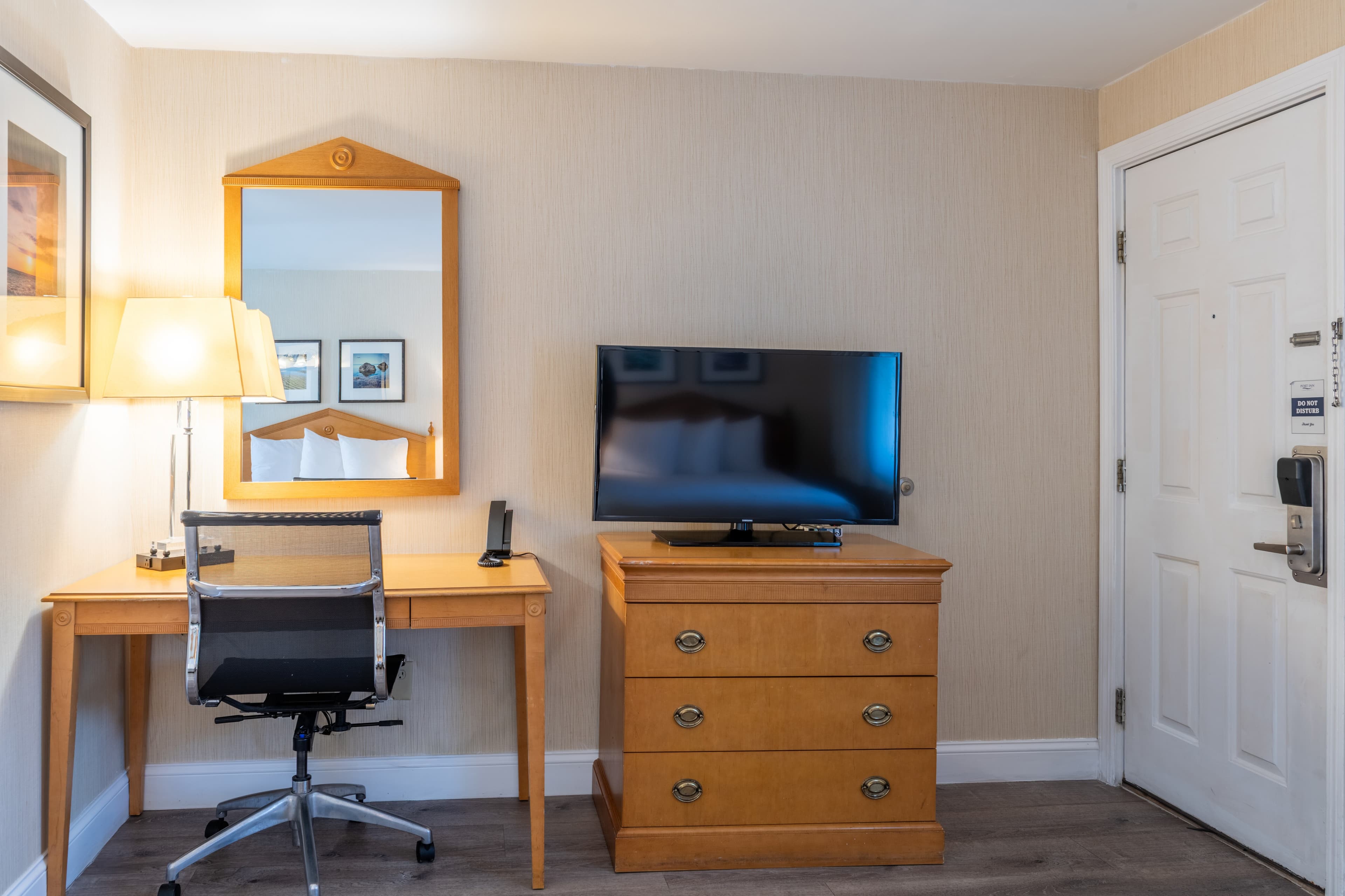Port Inn and Suites Portsmouth, an Ascend Collection Hotel — 14