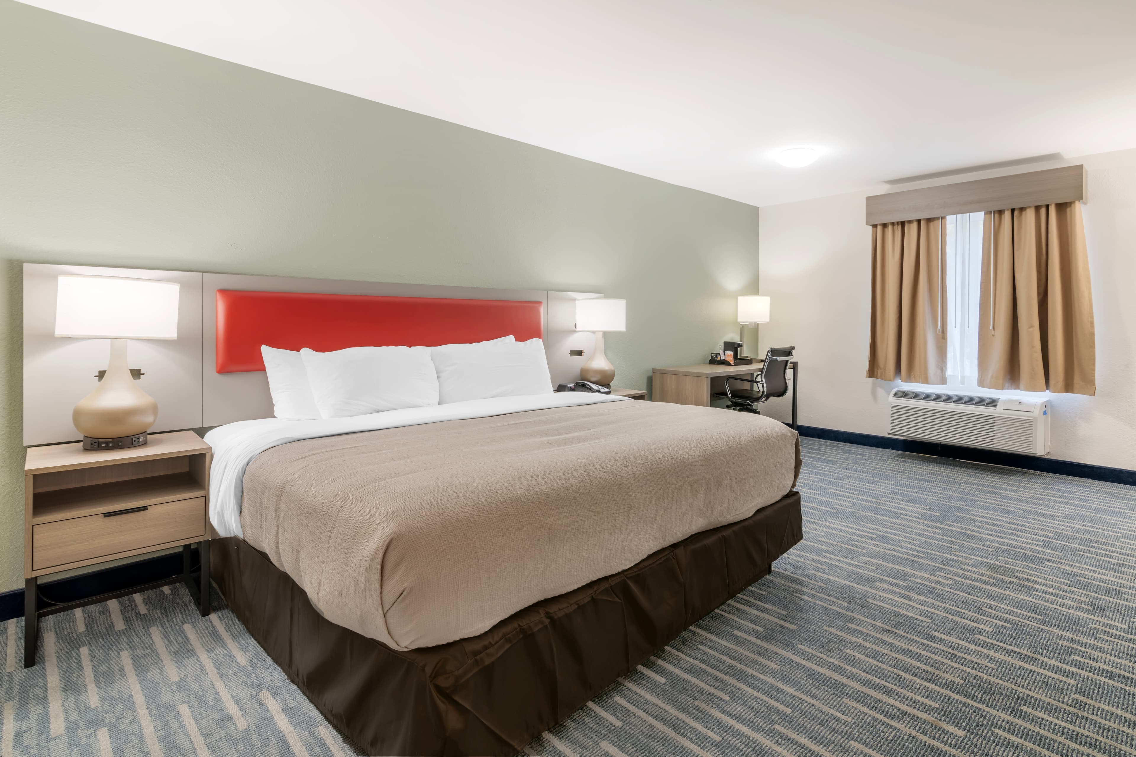Quality Inn Lebanon - Hanover - Image 4