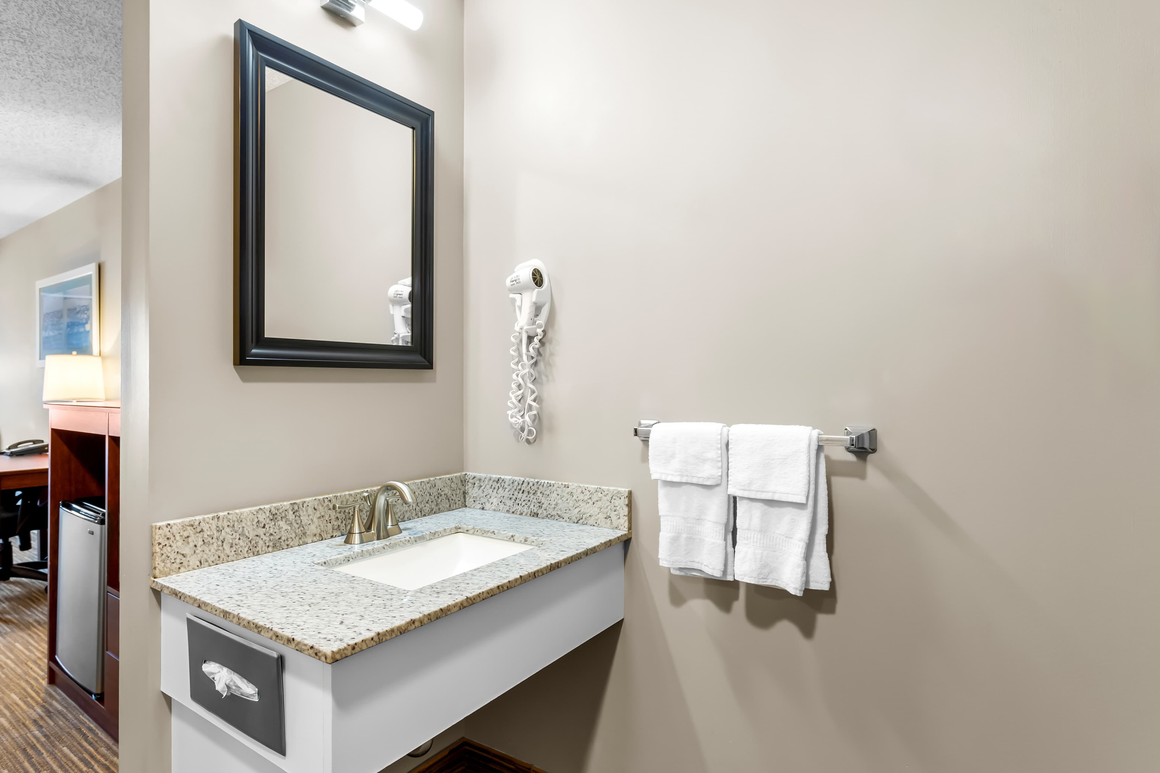Quality Inn & Suites Gorham Riverside — 19