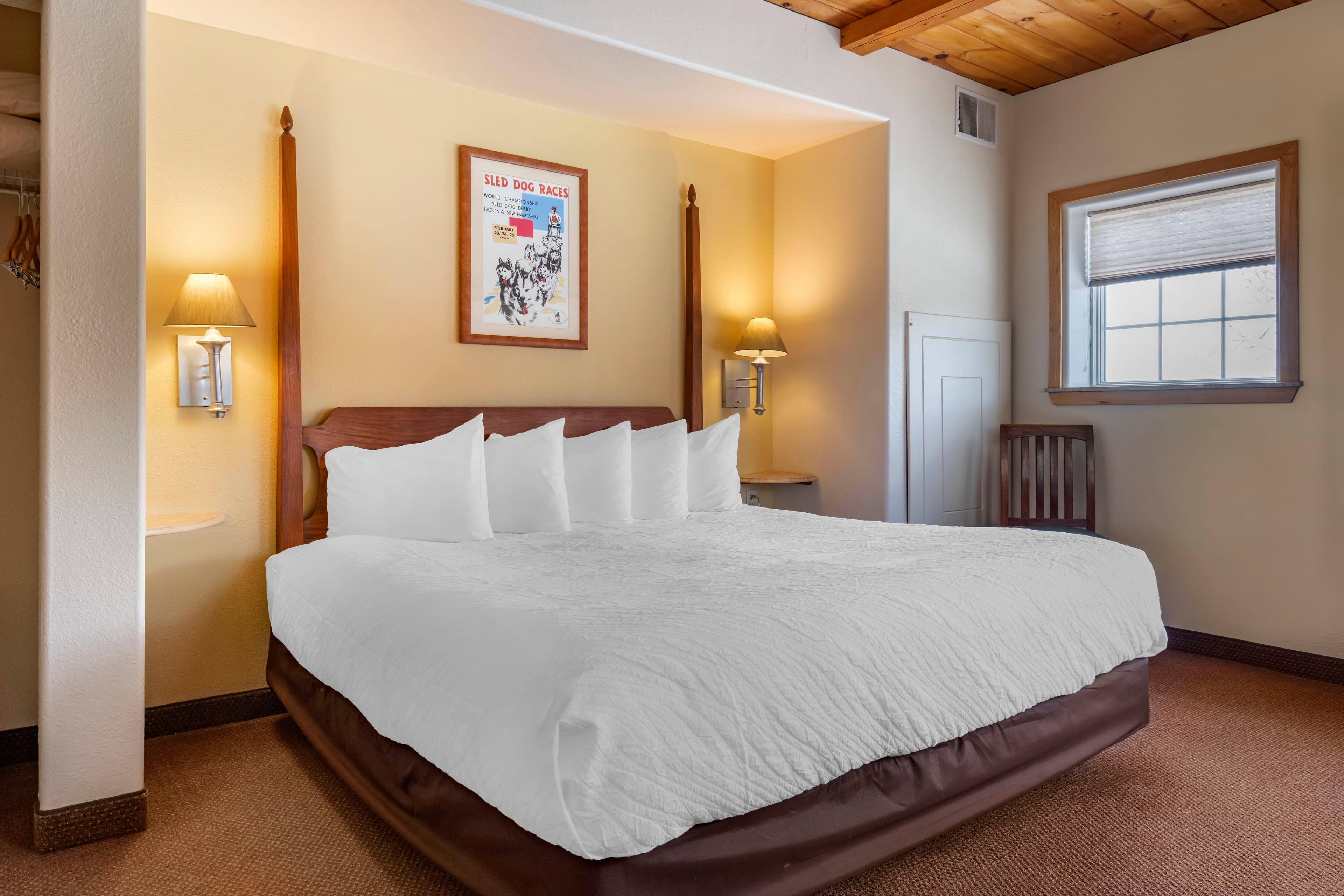 Mountain Edge Suites at Sunapee, an Ascend Collection Hotel — 7