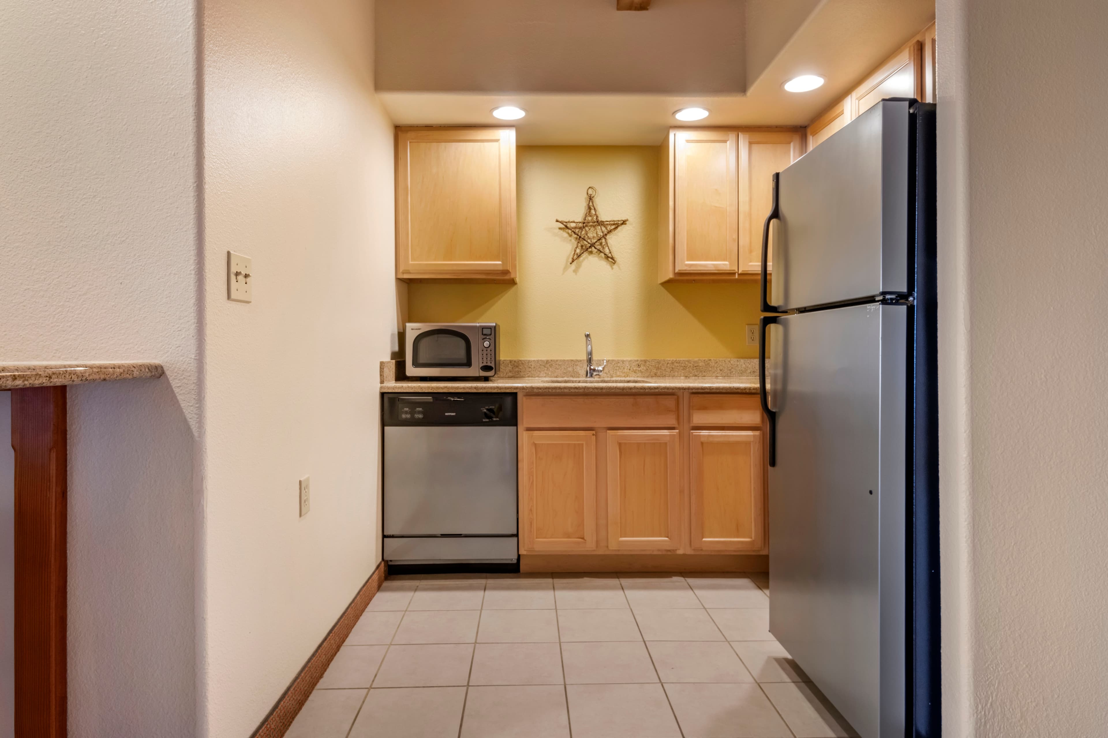 Mountain Edge Suites at Sunapee, an Ascend Collection Hotel — 10