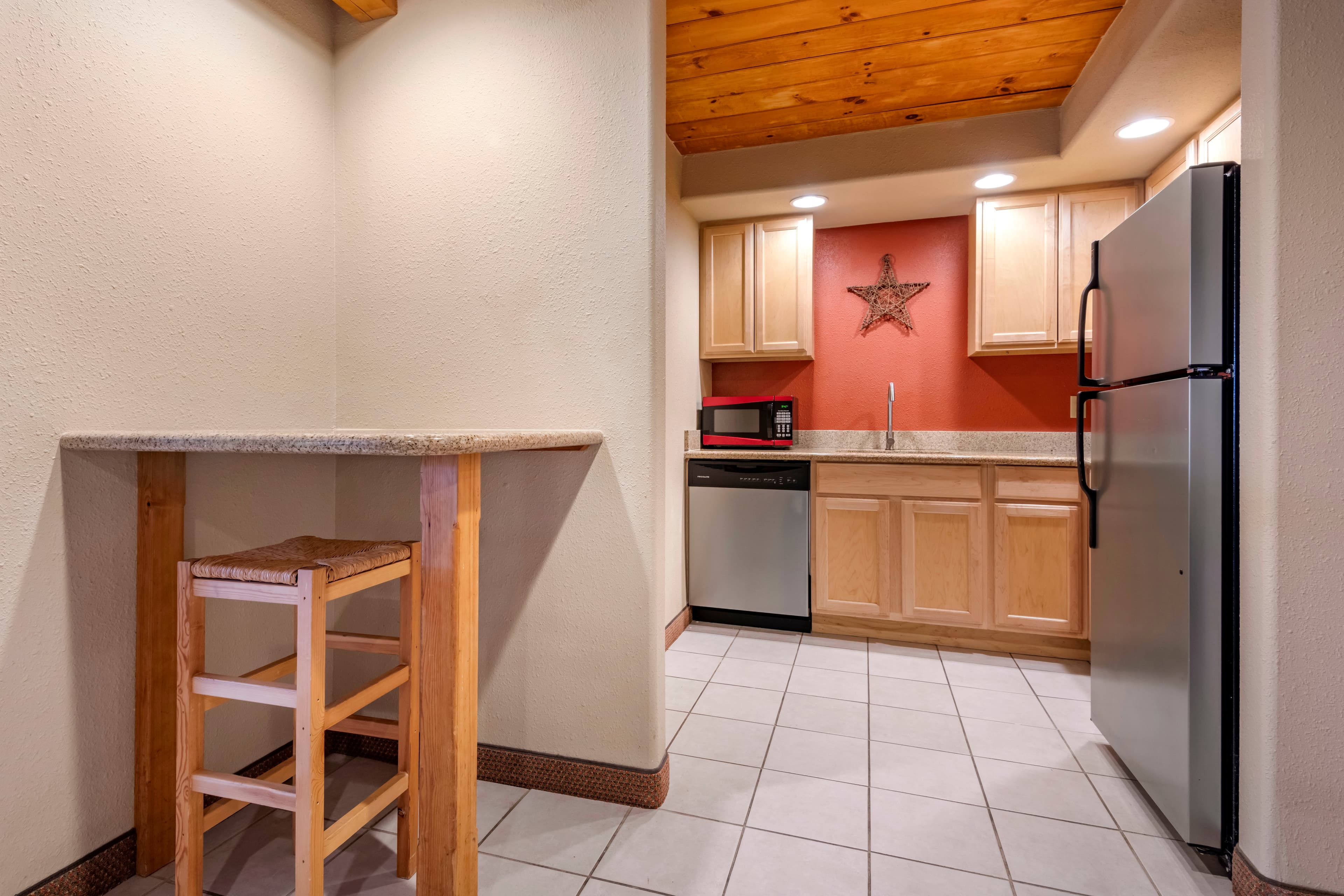 Mountain Edge Suites at Sunapee, an Ascend Collection Hotel — 21