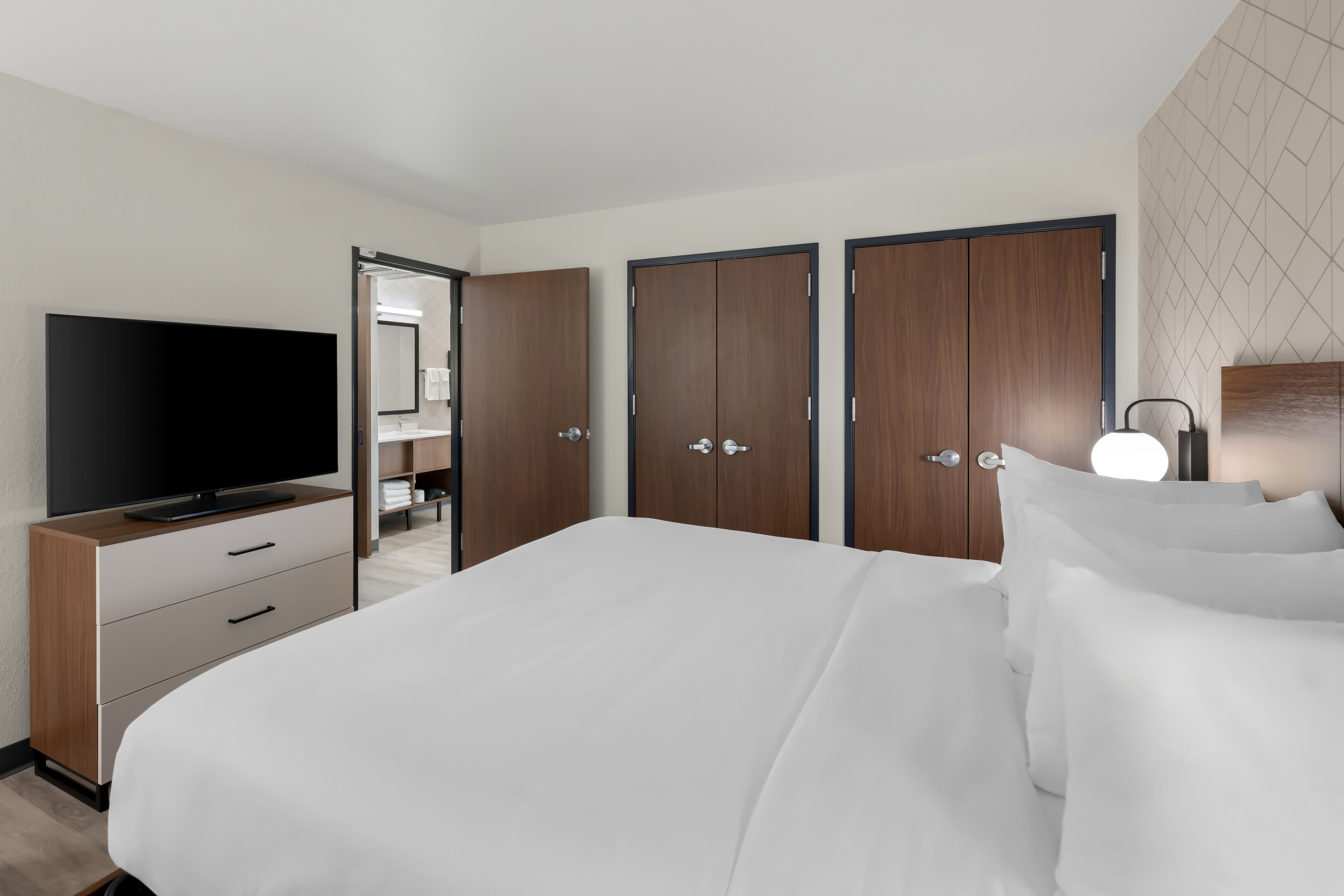 Everhome Suites Portsmouth - Newington — 35