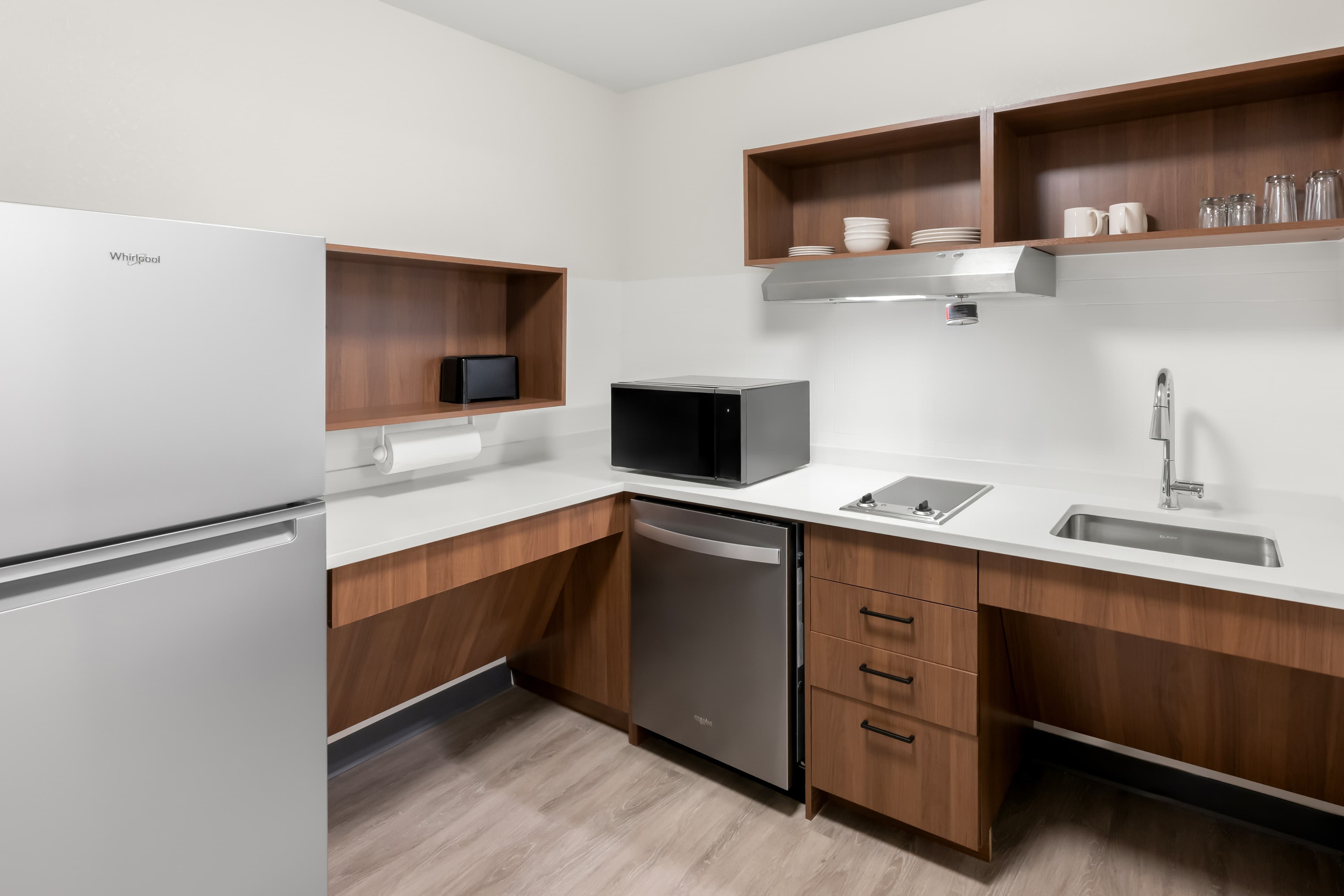 Everhome Suites Portsmouth - Newington — 9