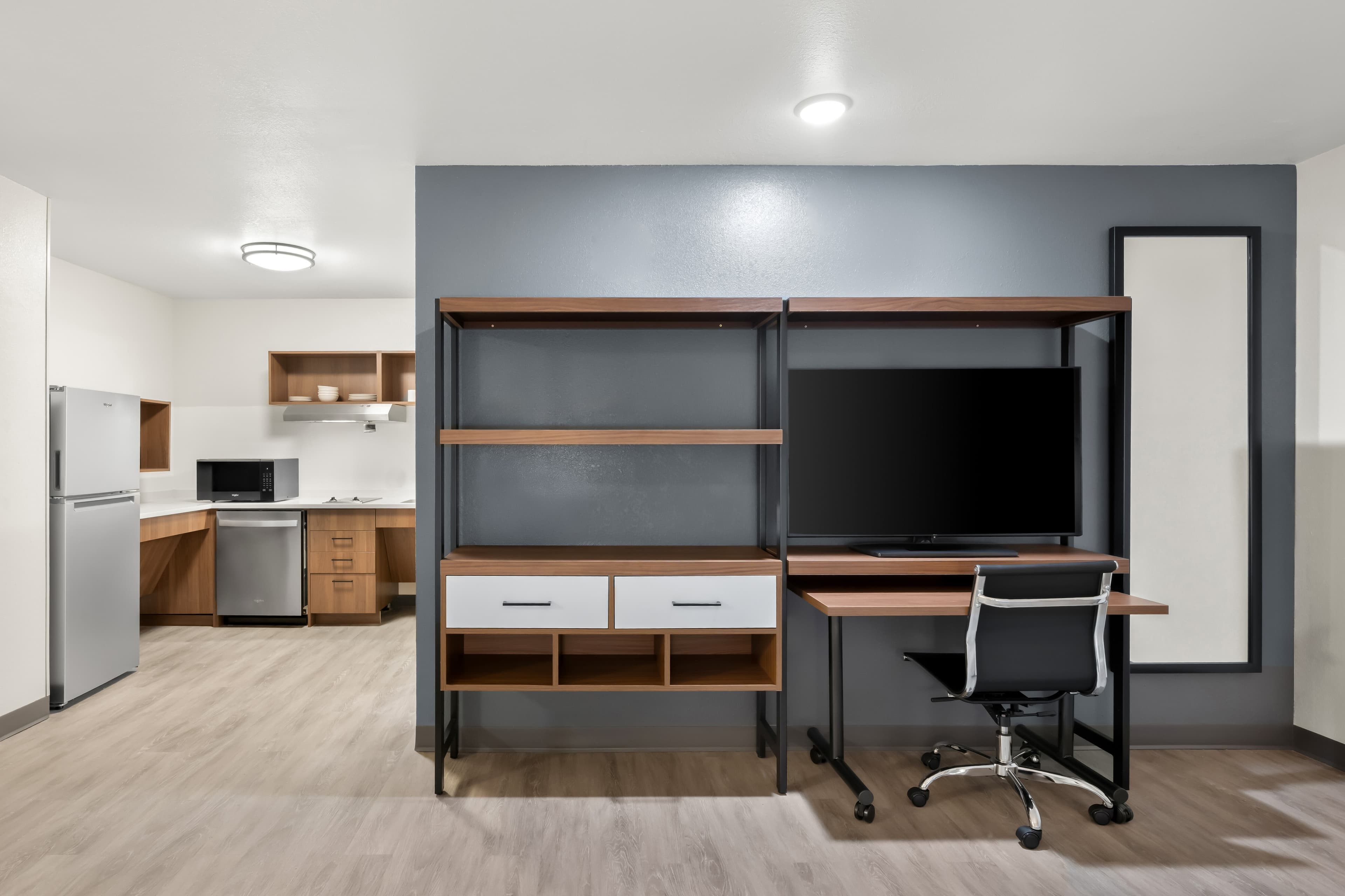Everhome Suites Portsmouth - Newington — 11