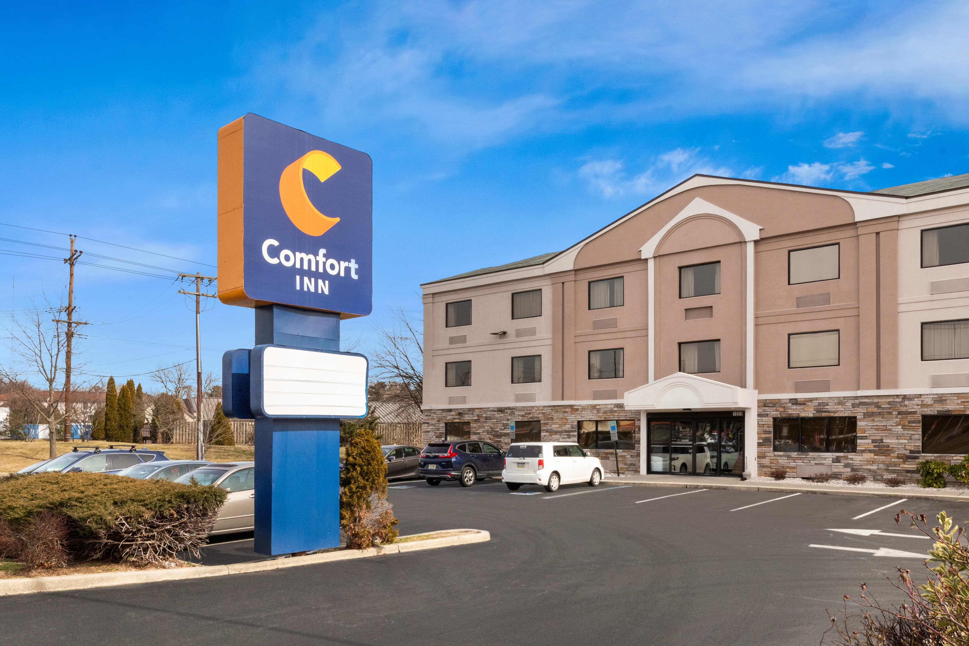 Comfort Inn Bordentown near NJ Turnpike - Image 1
