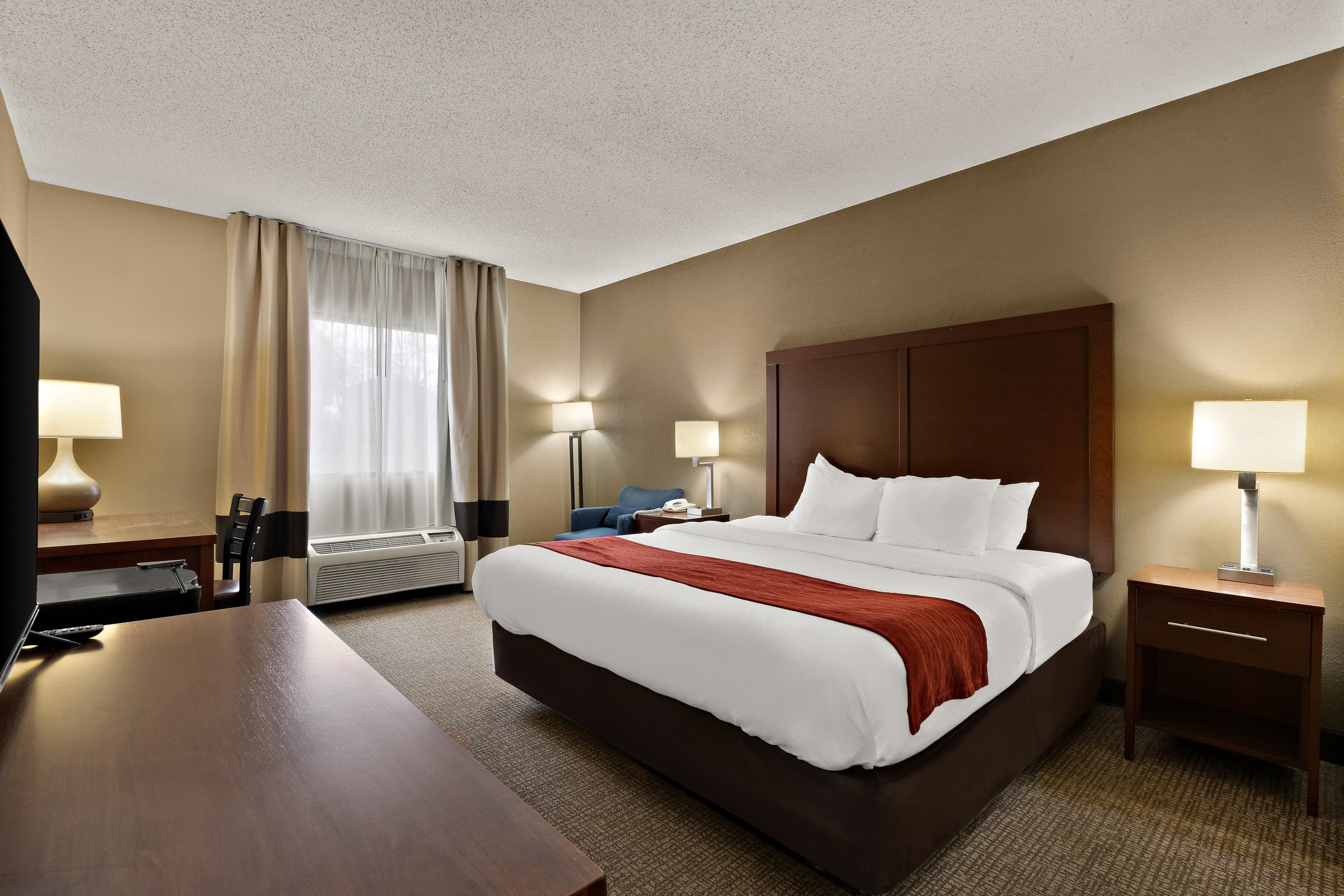 Comfort Inn Bordentown near NJ Turnpike - Image 2