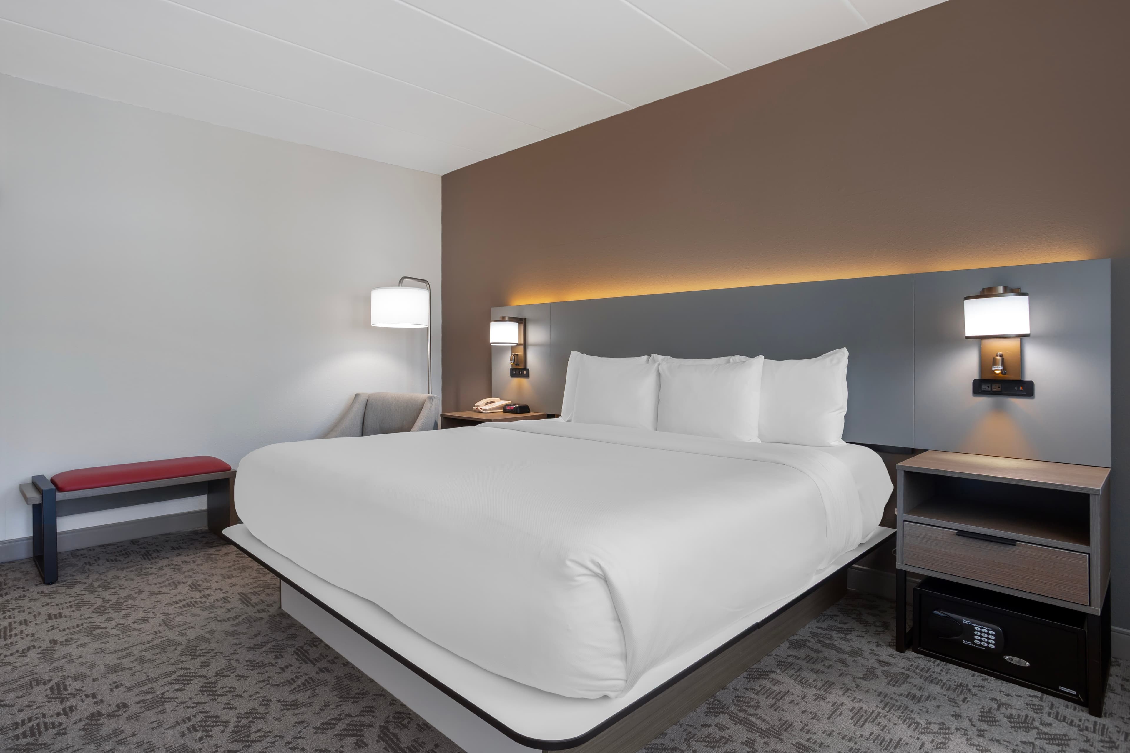 Comfort Inn Edgewater on Hudson River — 7