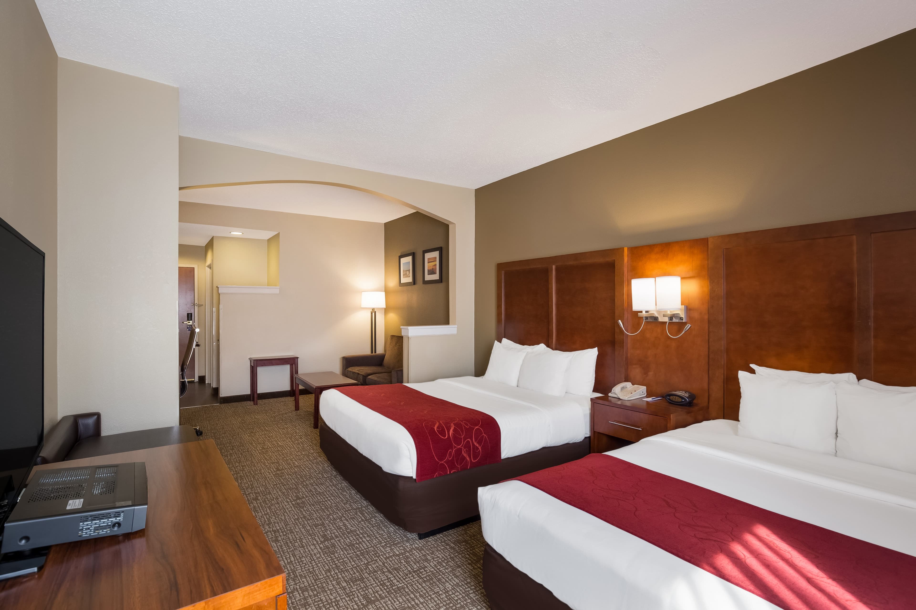 Comfort Suites Near University — 16