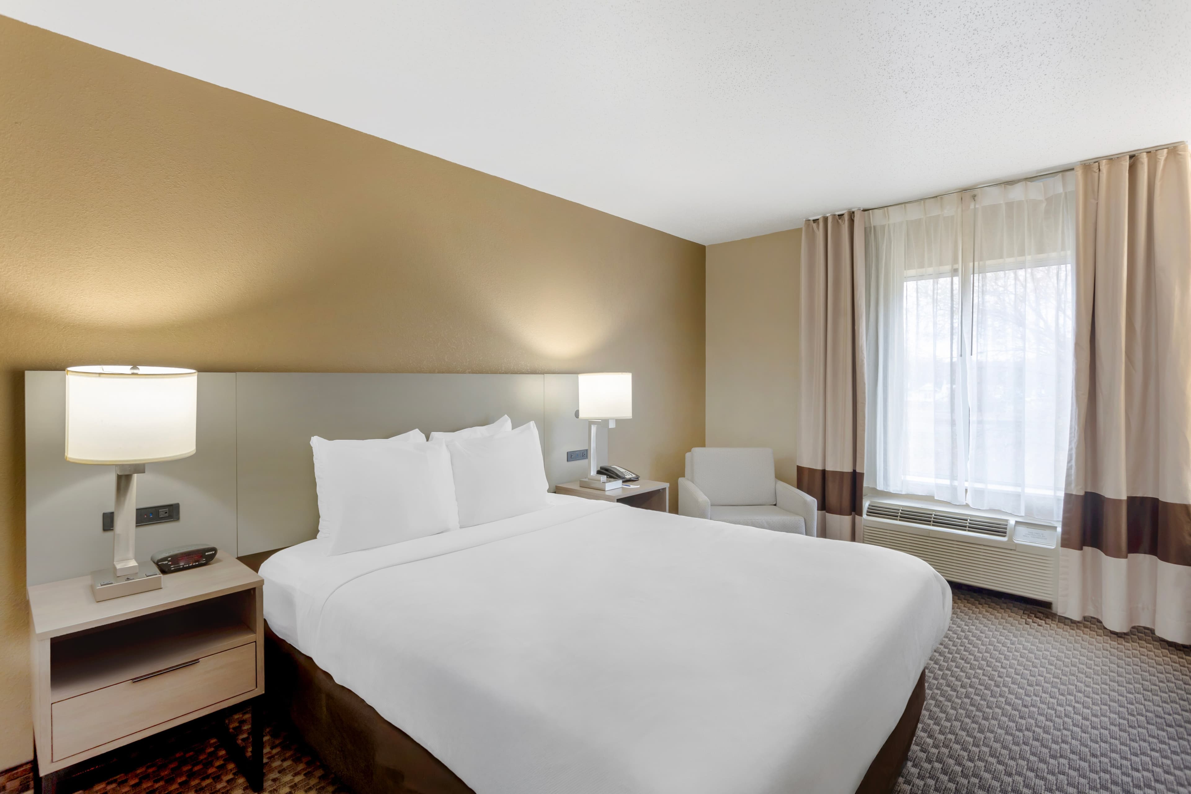 Comfort Inn & Suites Carneys Point - Pennsville — 14