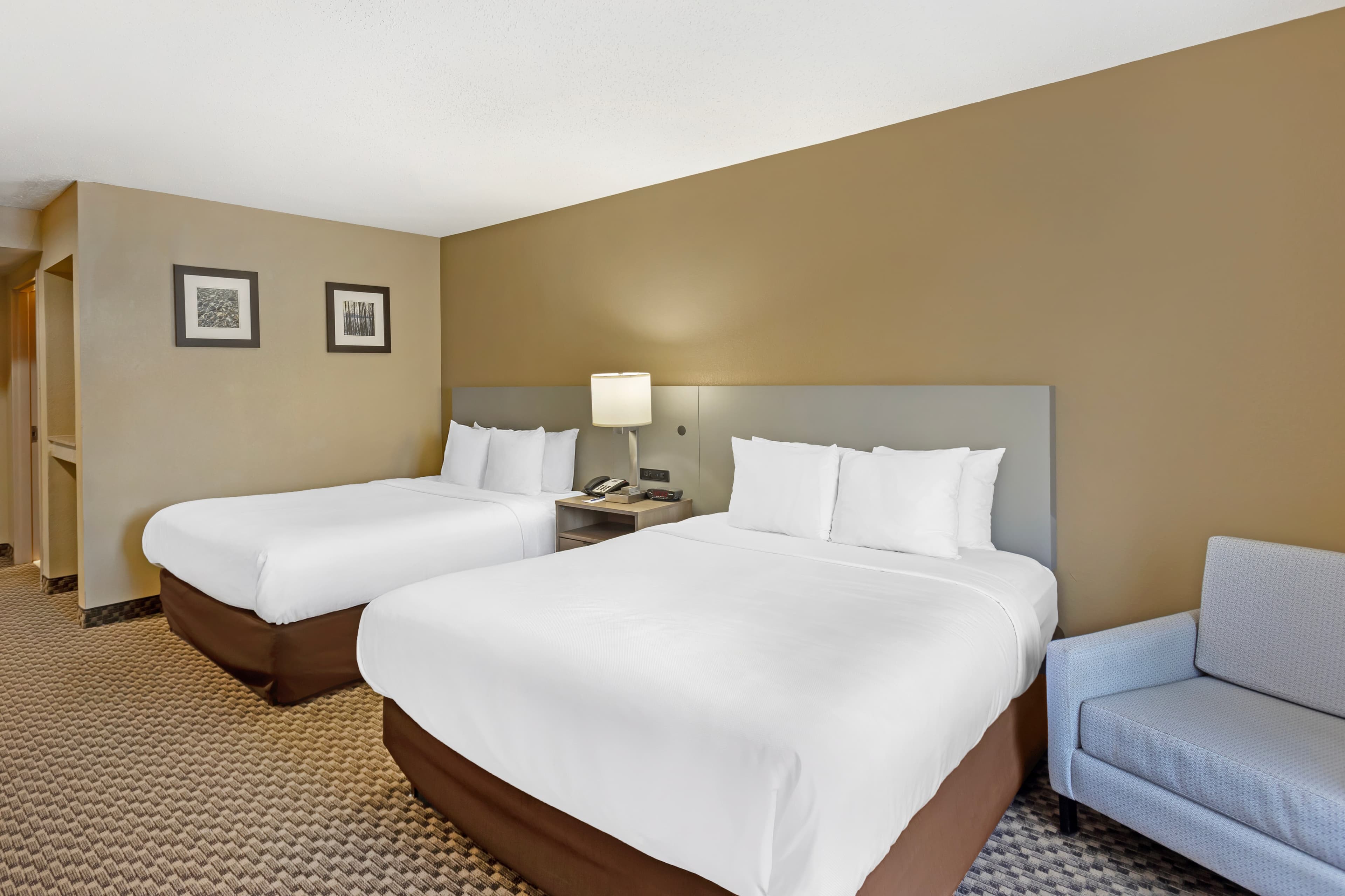 Comfort Inn & Suites Carneys Point - Pennsville — 24