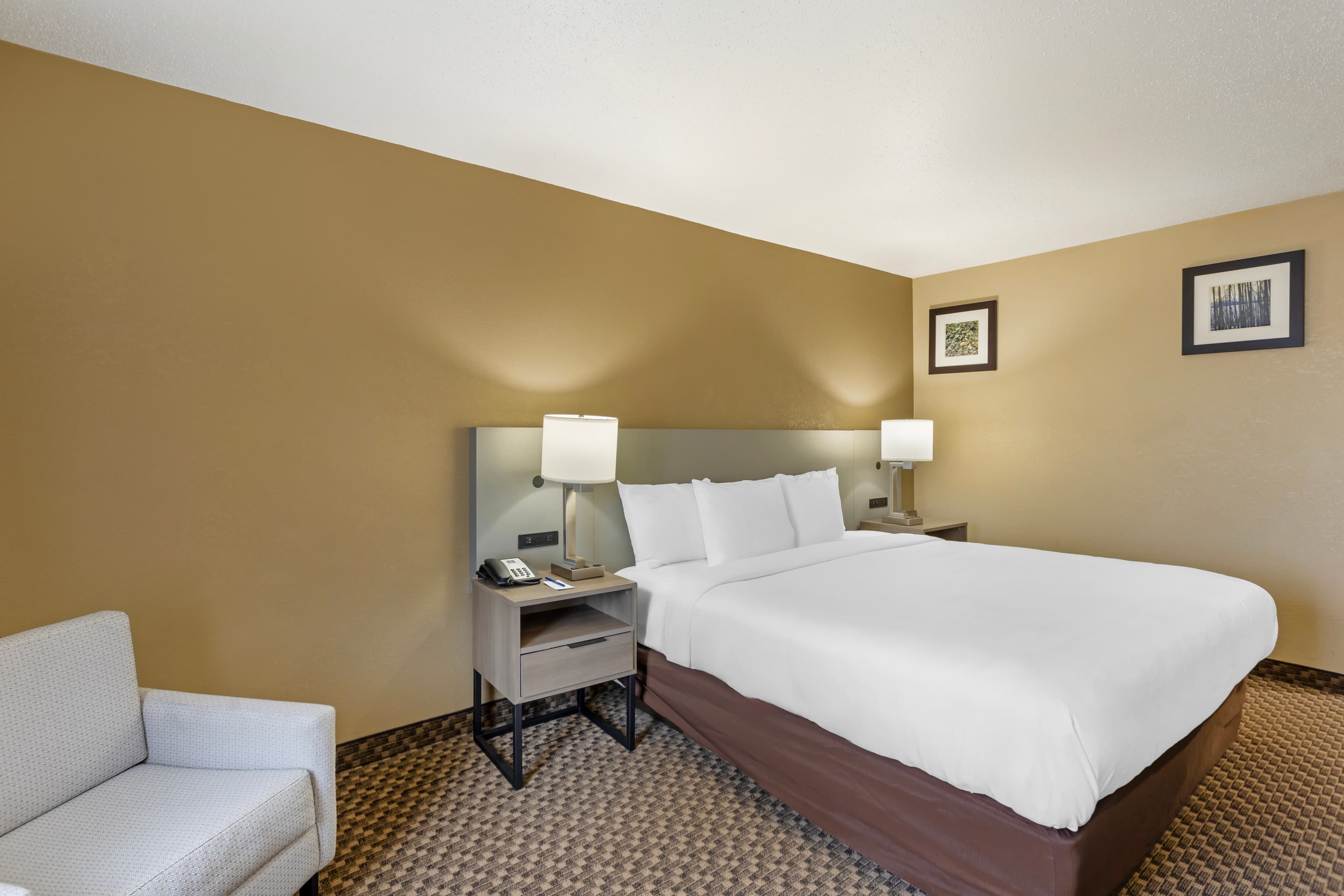 Comfort Inn & Suites Carneys Point - Pennsville — 20