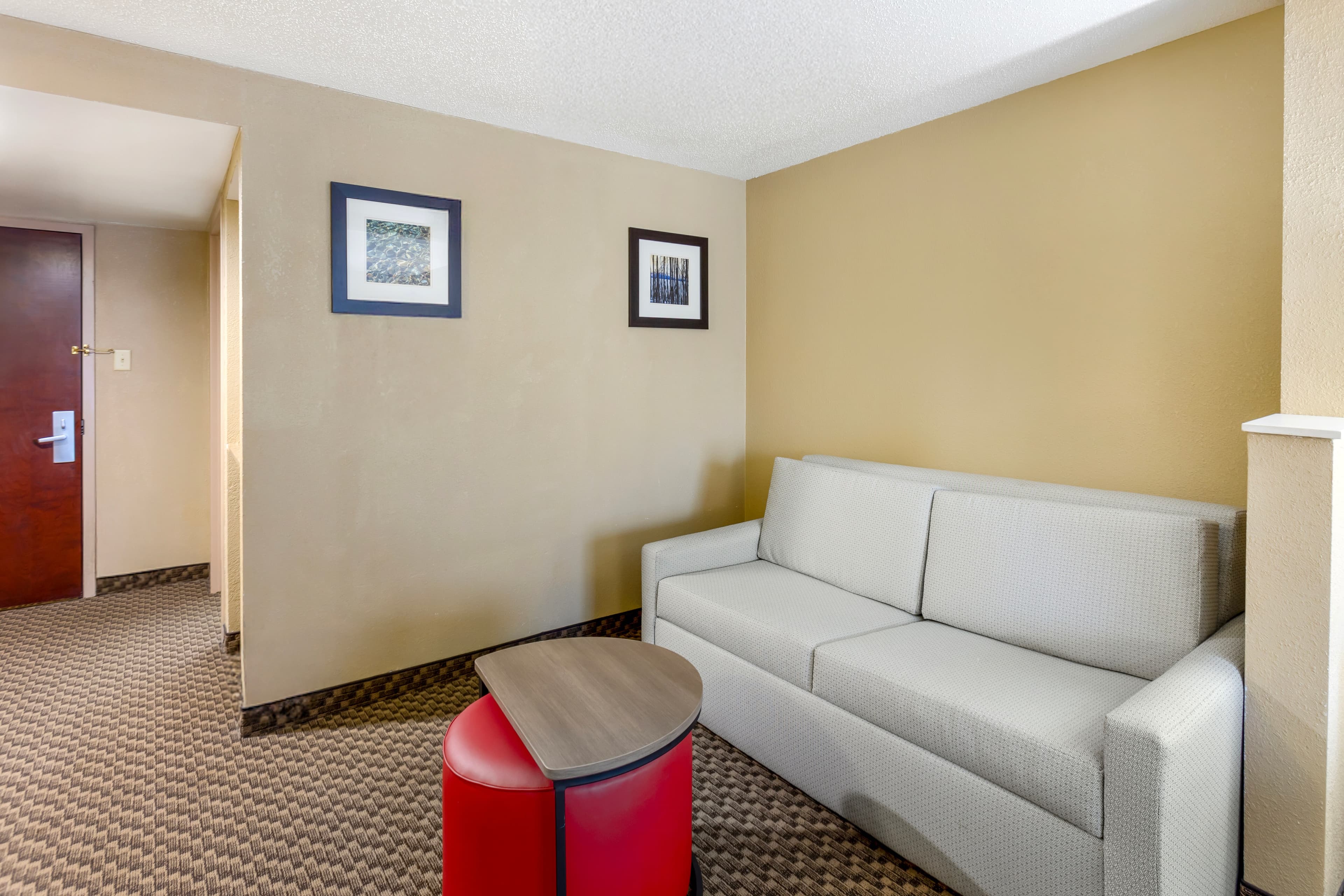 Comfort Inn & Suites Carneys Point - Pennsville — 27