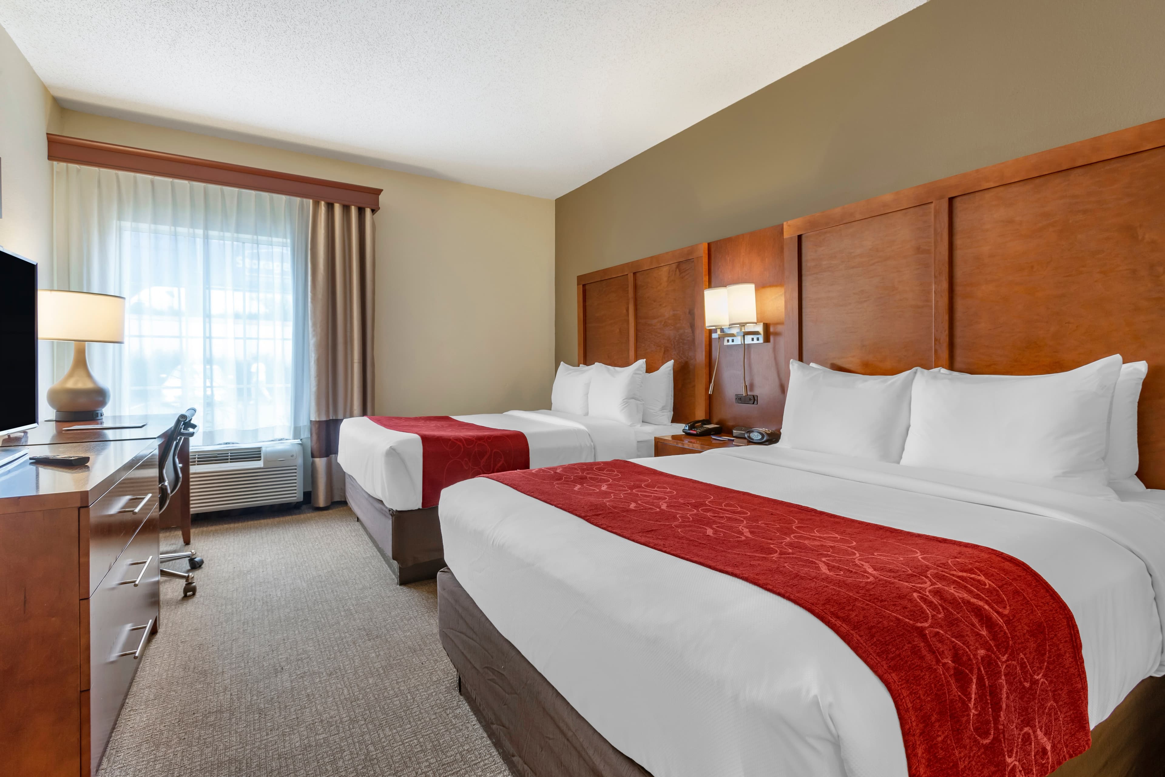 Comfort Suites Newark - Harrison — 24