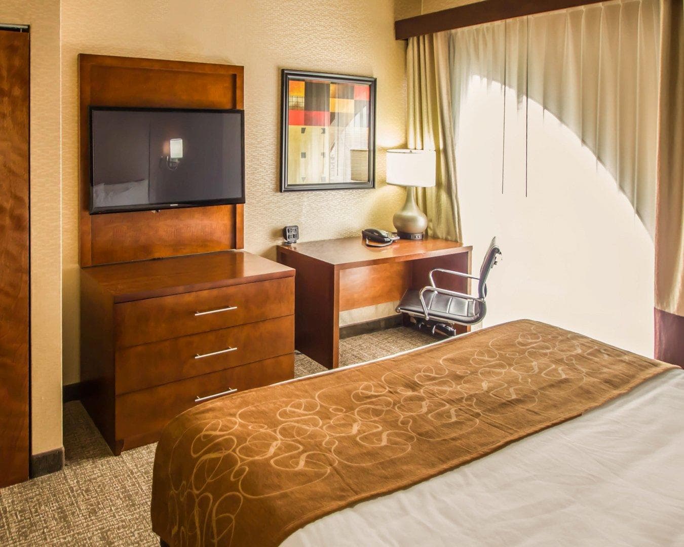 Quality Suites NYC Gateway — 15